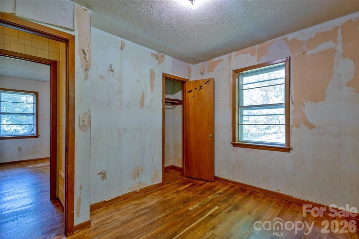 156 Old Sweetwater Road — Robbinsville