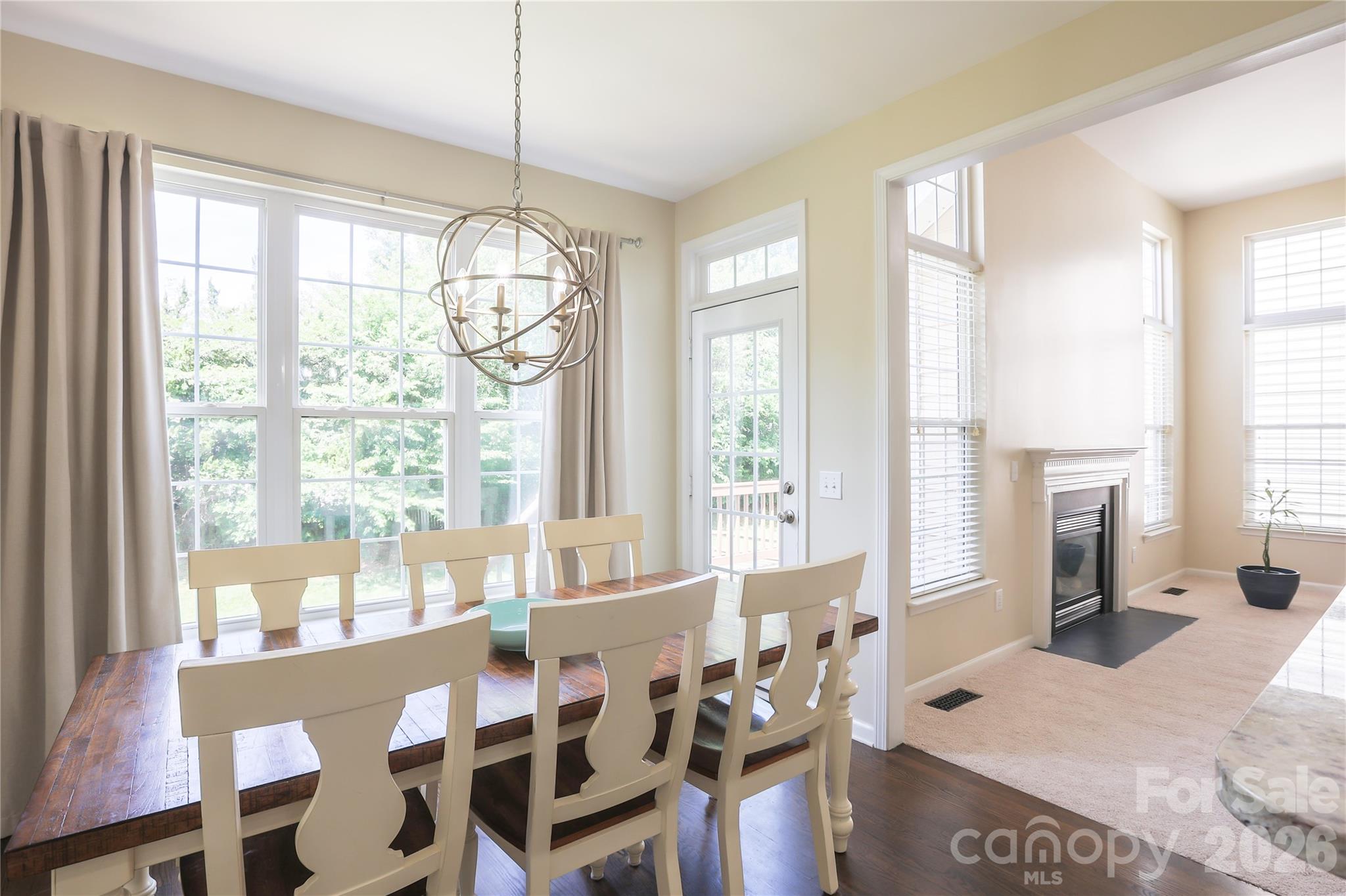 17233 Knoxwood Drive — Huntersville