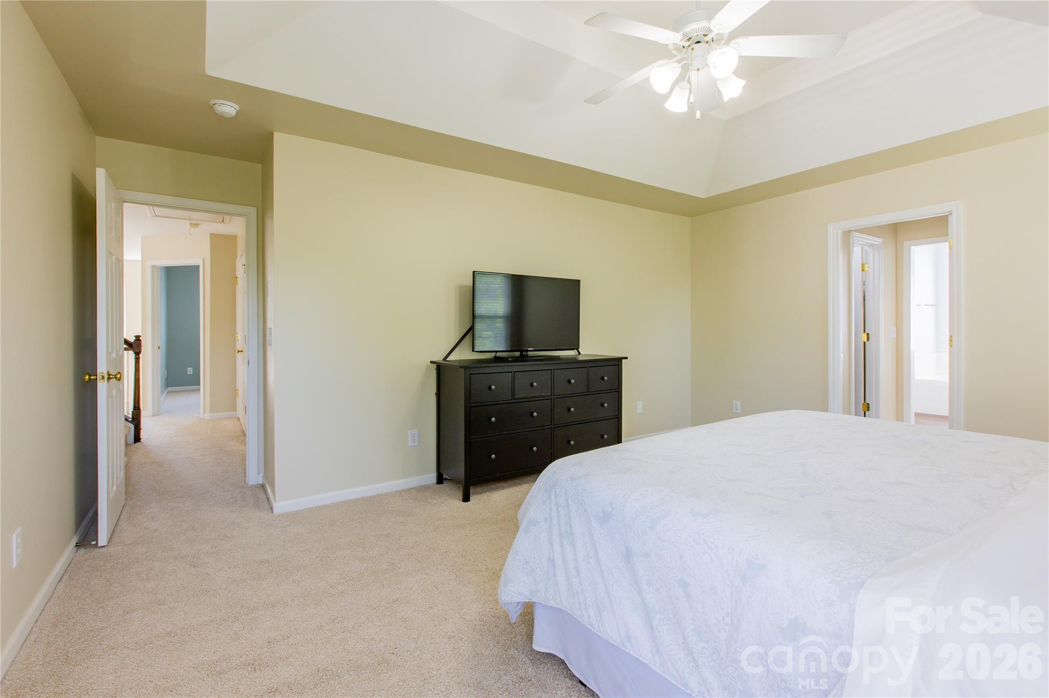 17233 Knoxwood Drive — Huntersville