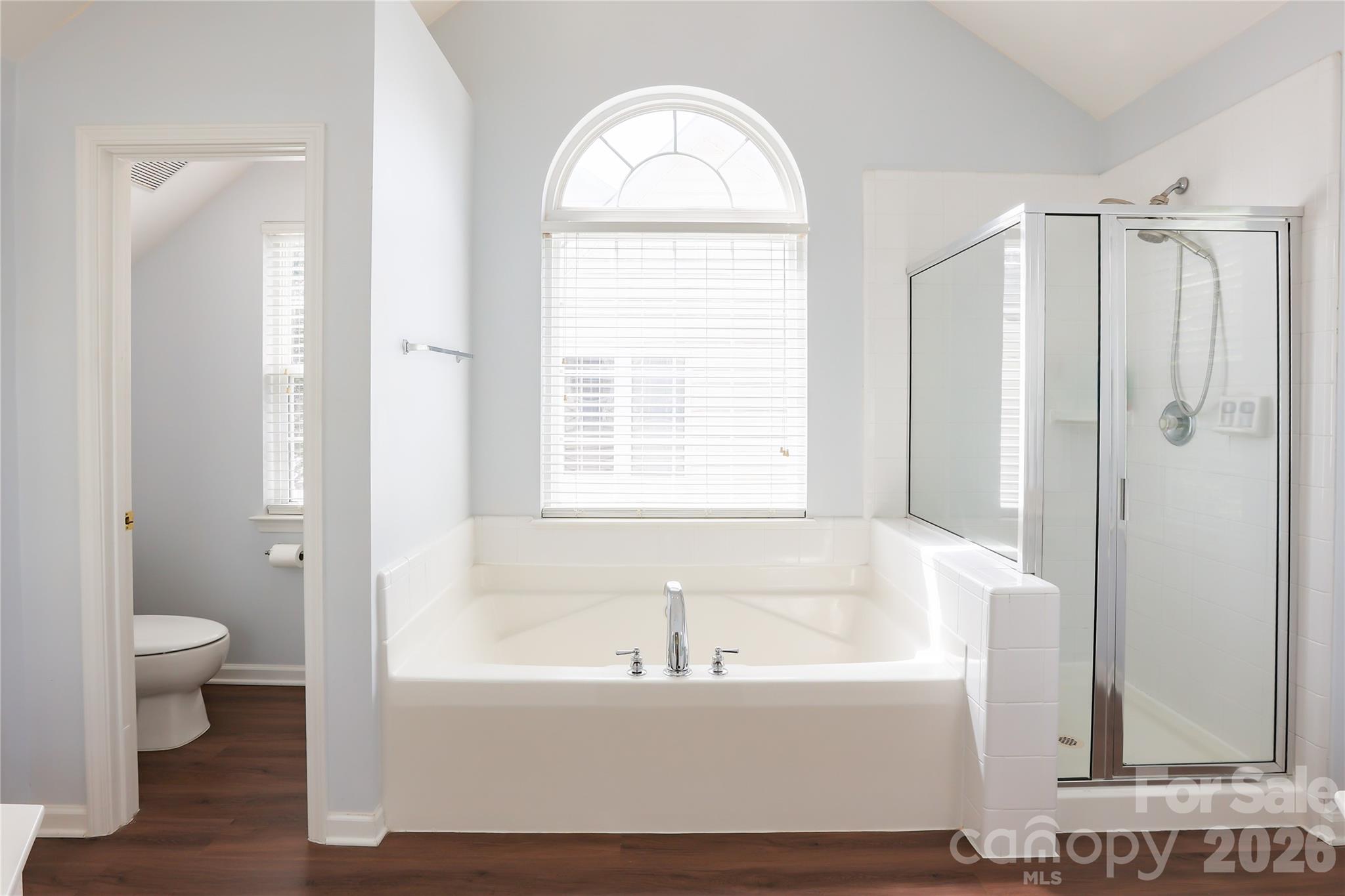 17233 Knoxwood Drive — Huntersville