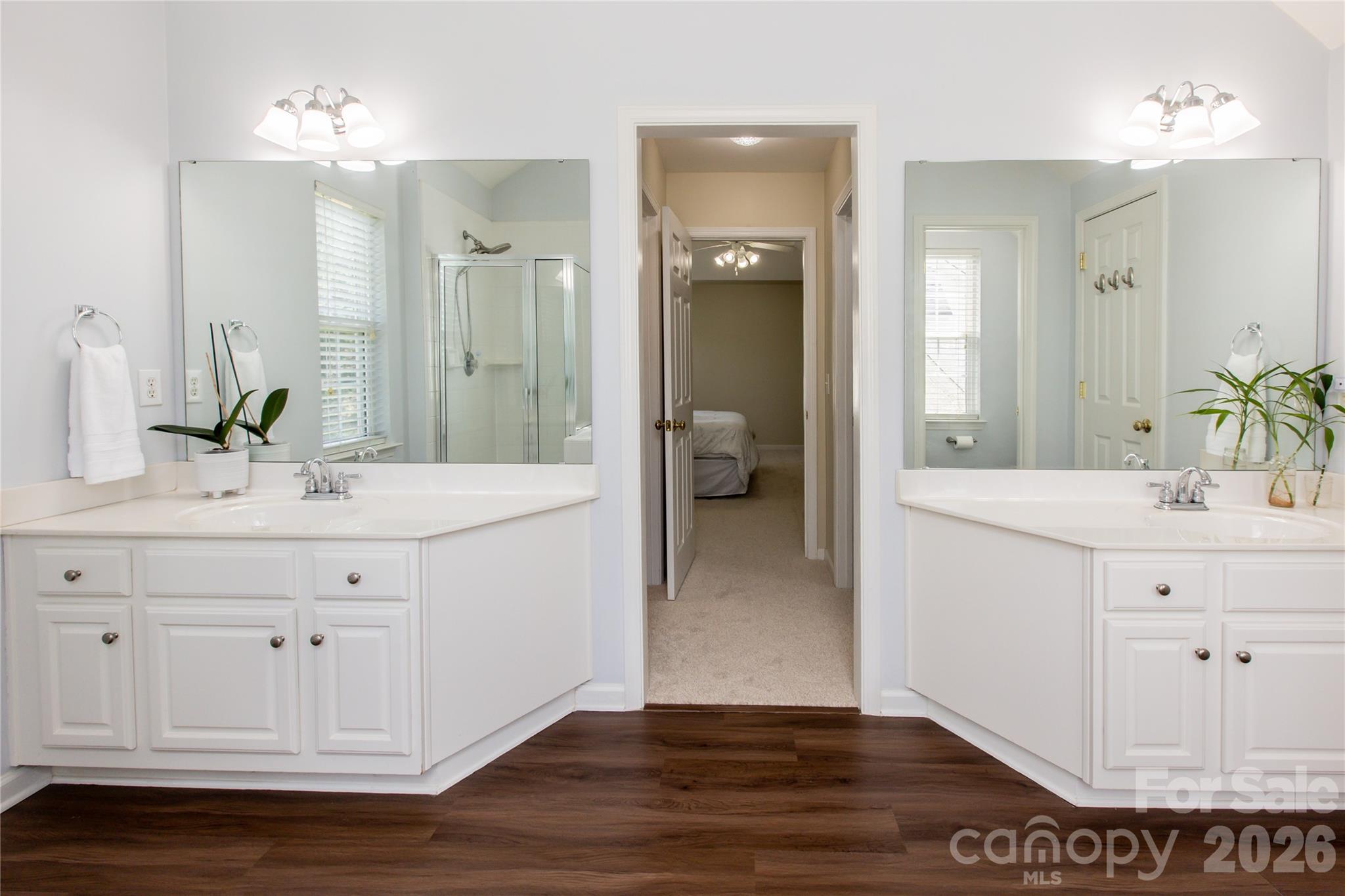 17233 Knoxwood Drive — Huntersville