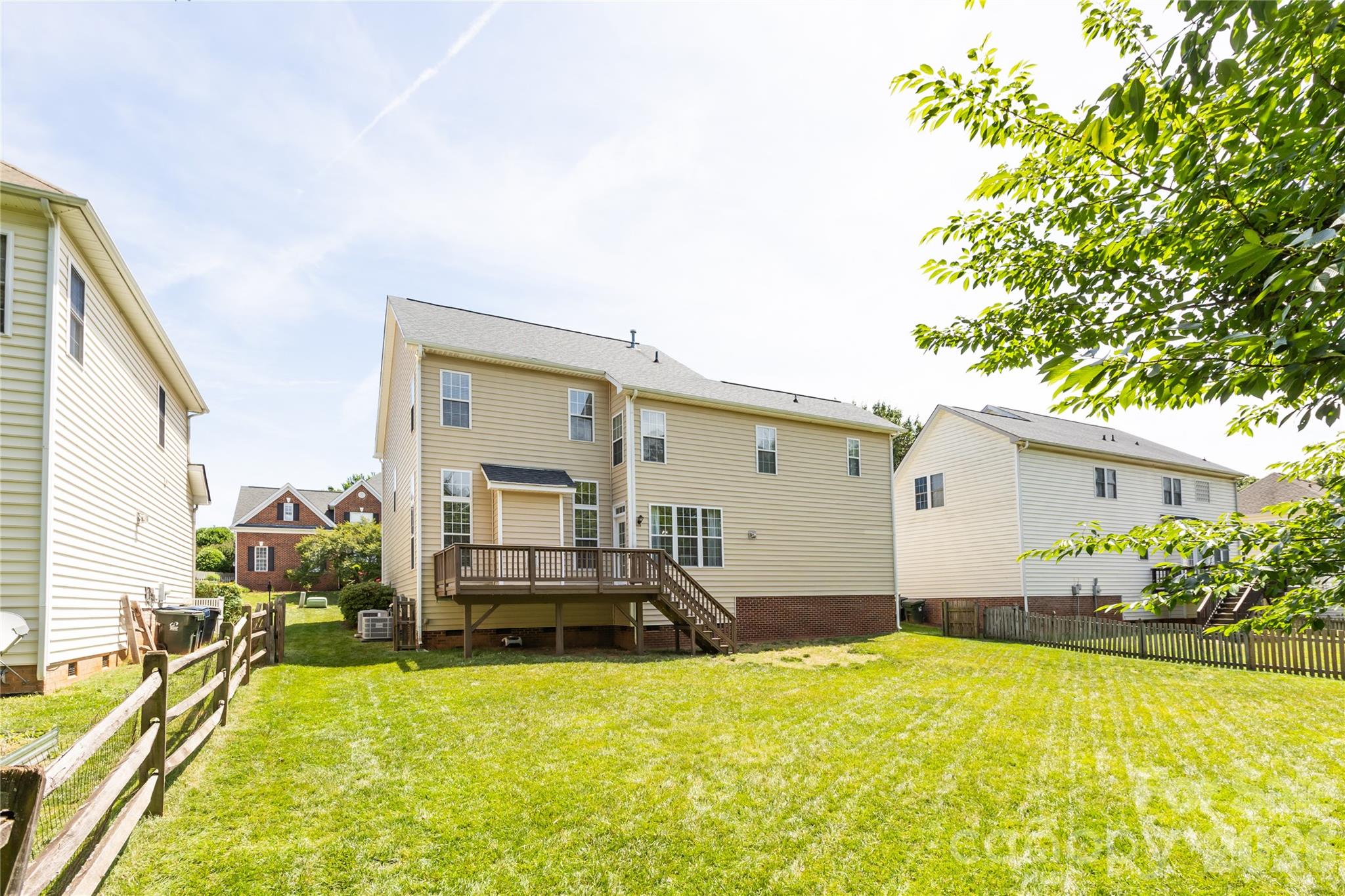 17233 Knoxwood Drive — Huntersville