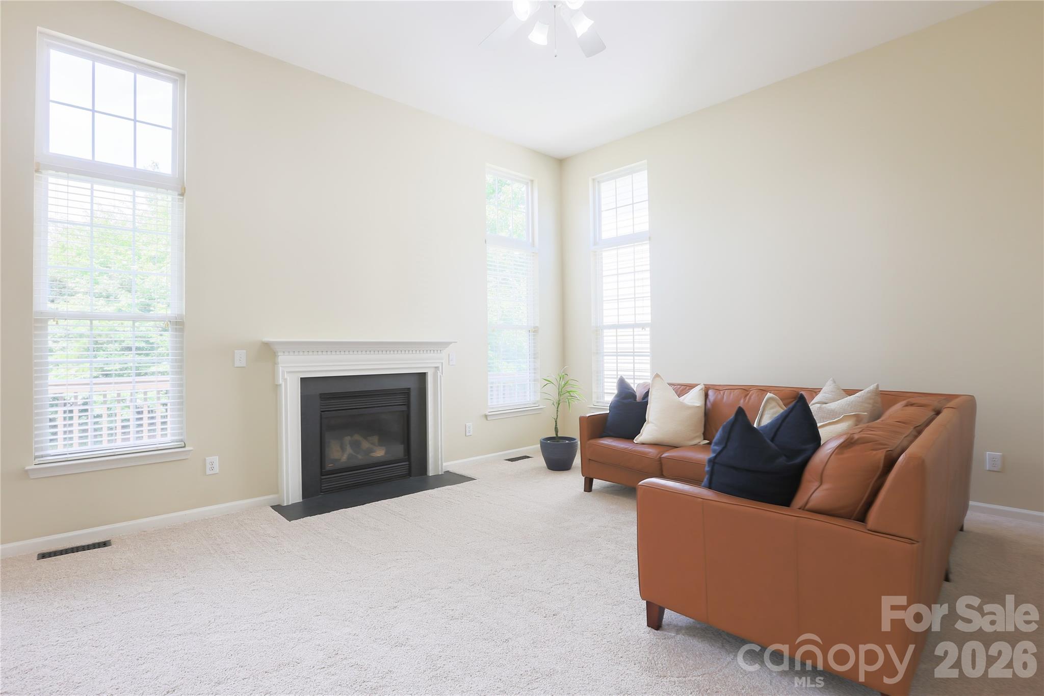 17233 Knoxwood Drive — Huntersville