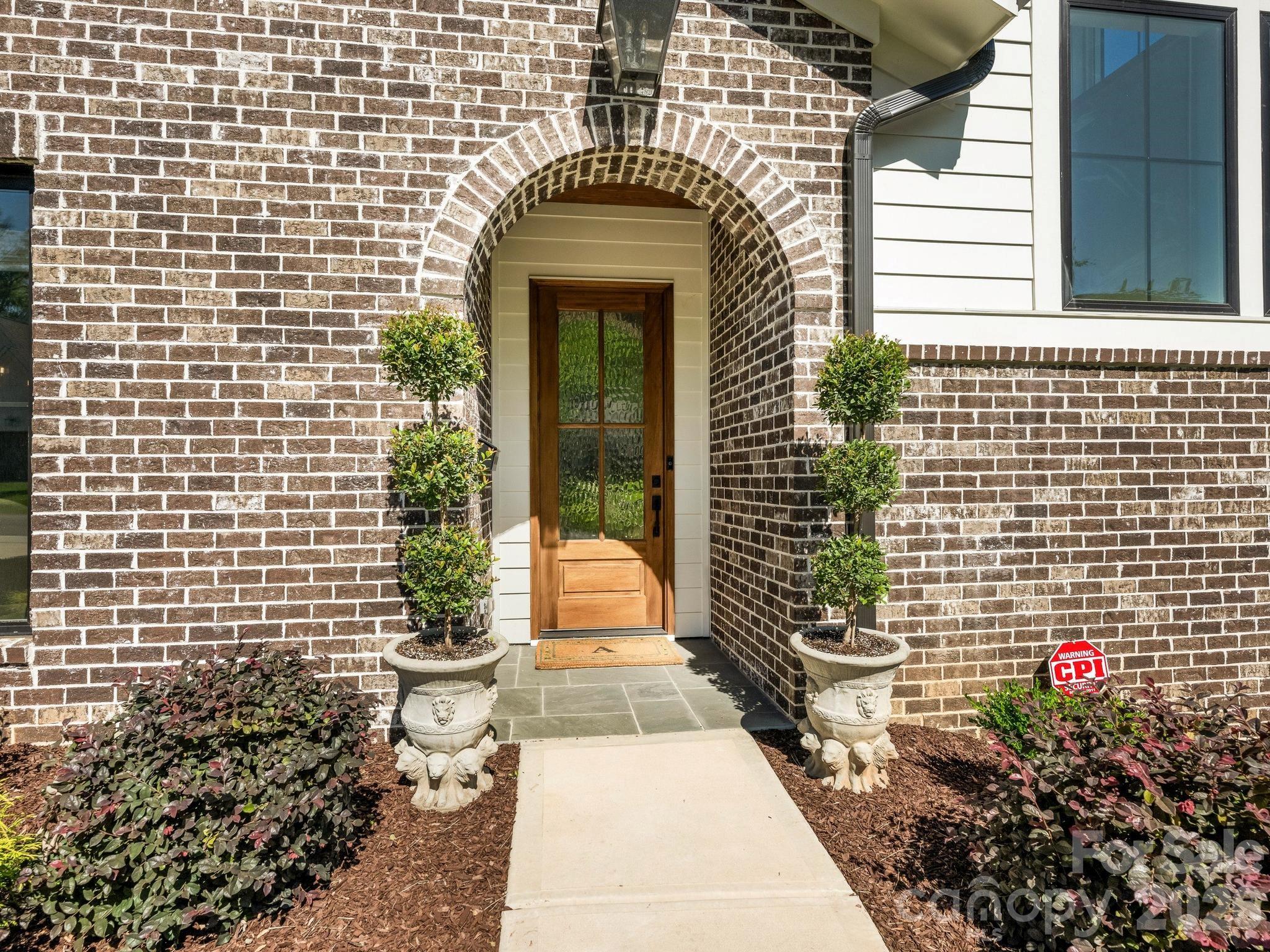 2926 Windsor Avenue — Charlotte
