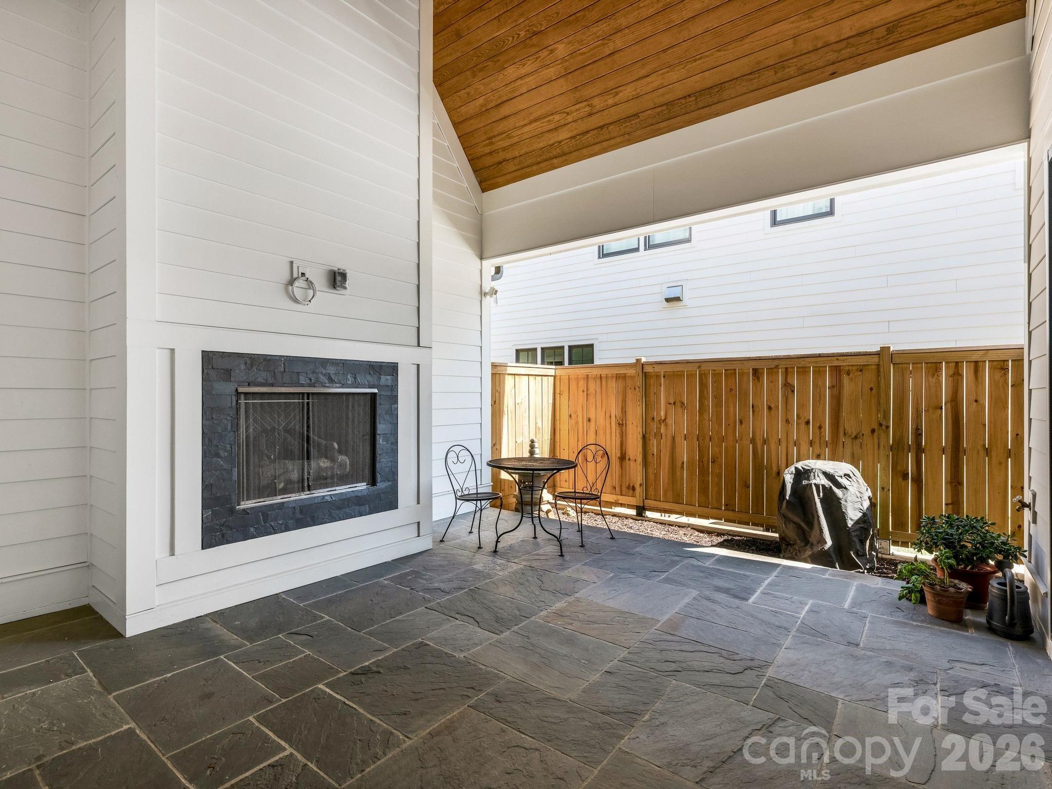 2926 Windsor Avenue — Charlotte