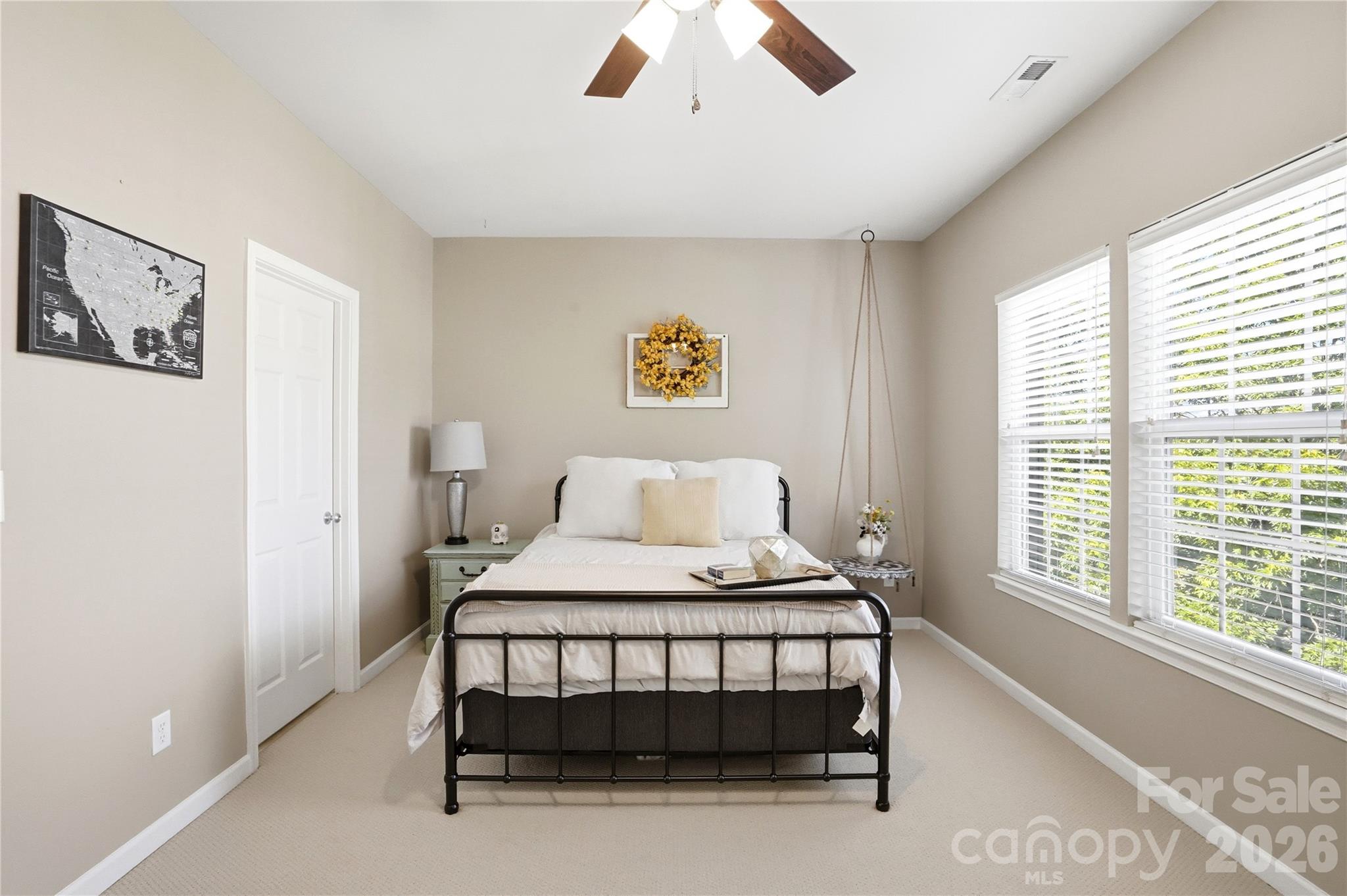 10005 Kings Parade Boulevard — Charlotte