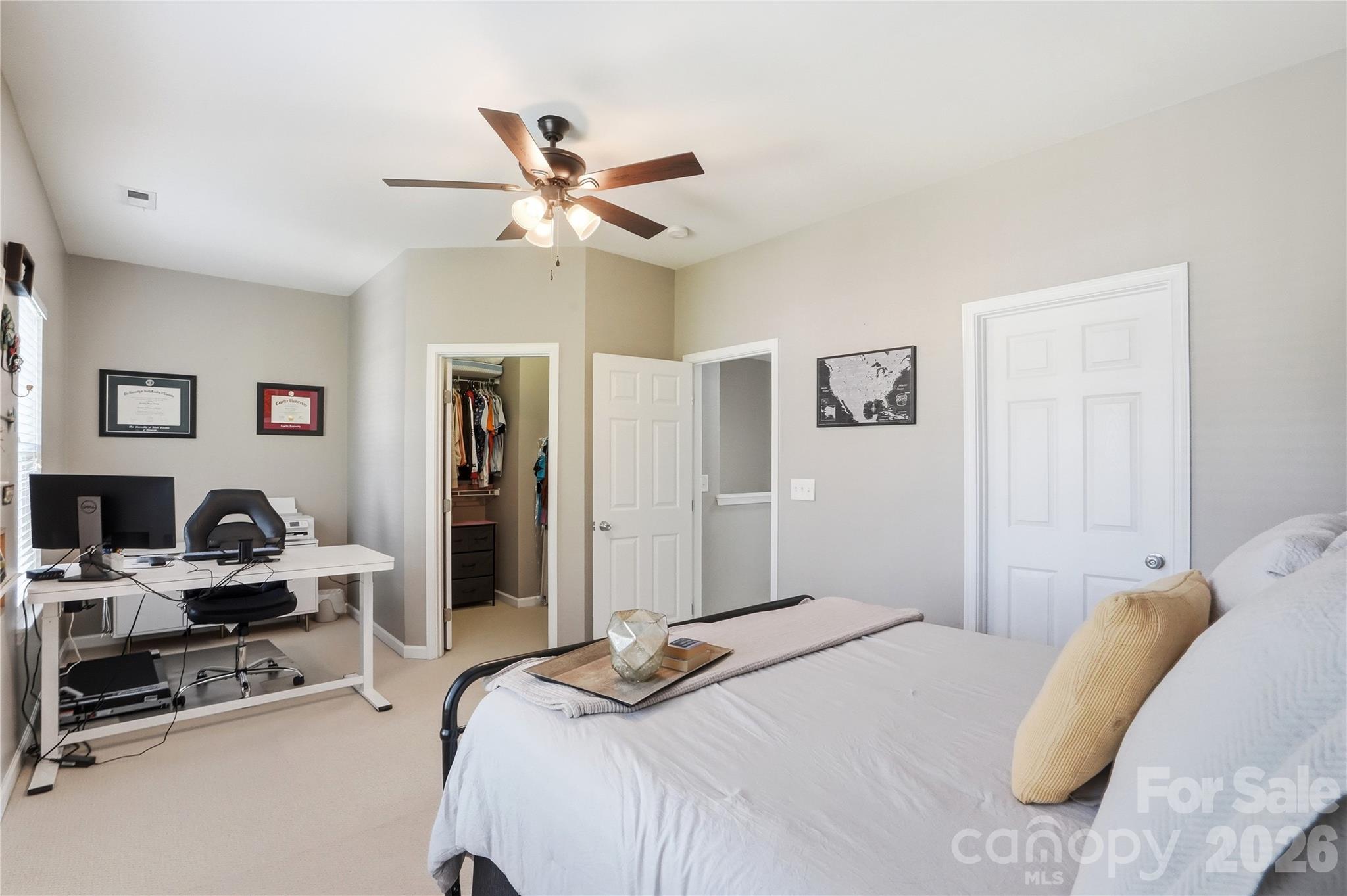 10005 Kings Parade Boulevard — Charlotte