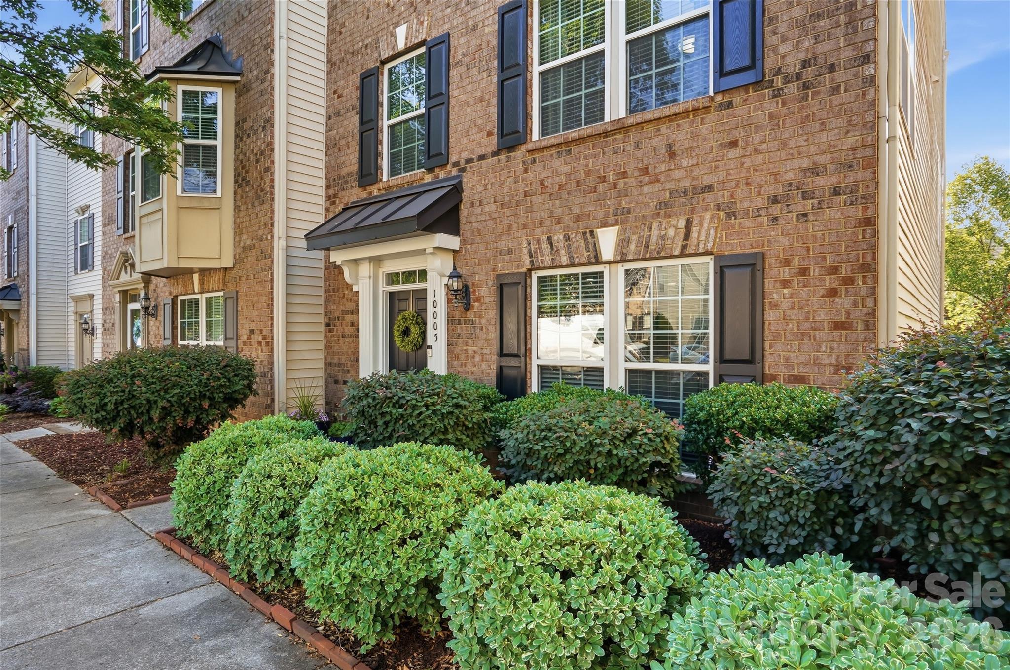 10005 Kings Parade Boulevard — Charlotte