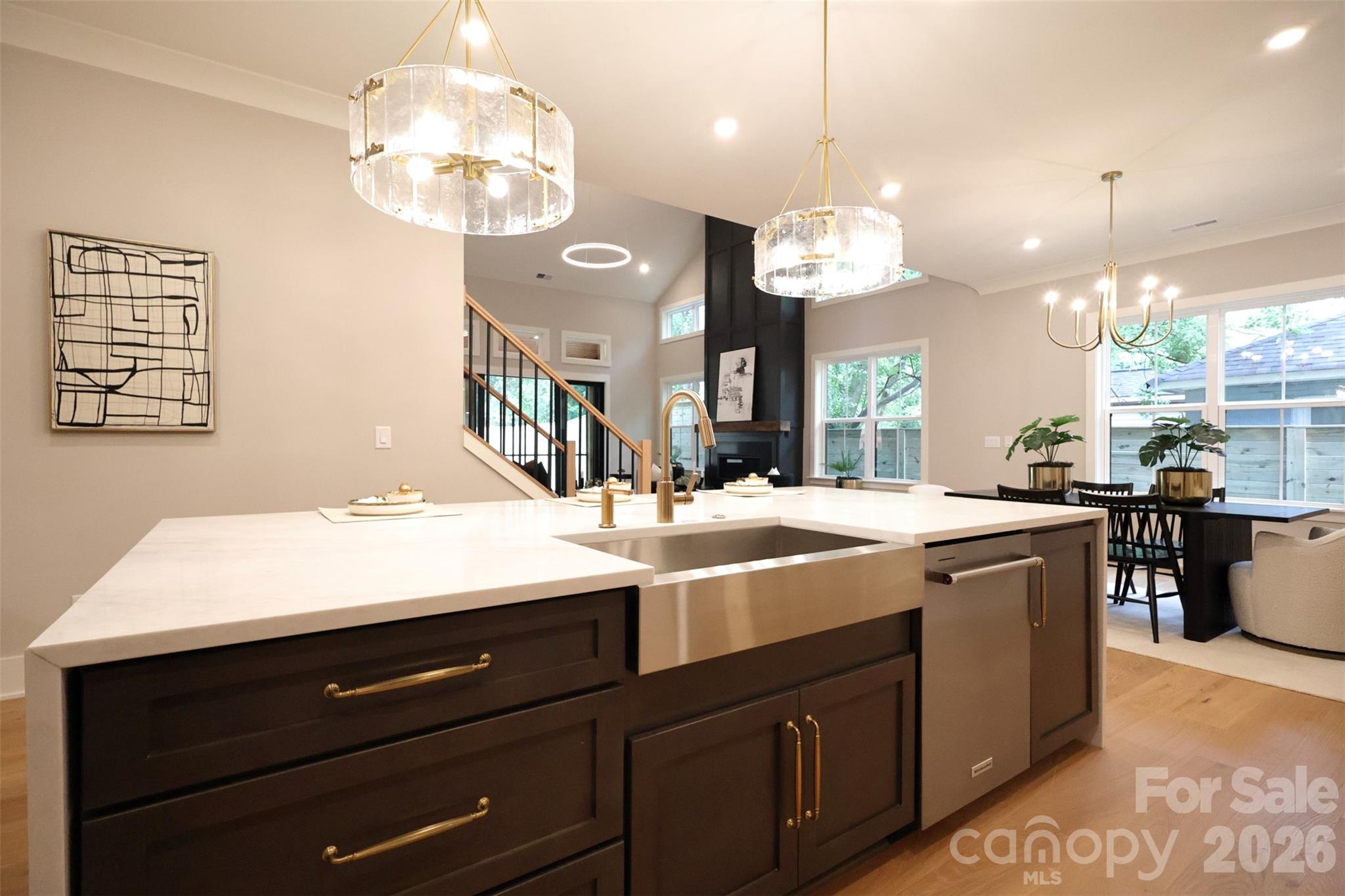 442 Sylvania Avenue — Charlotte