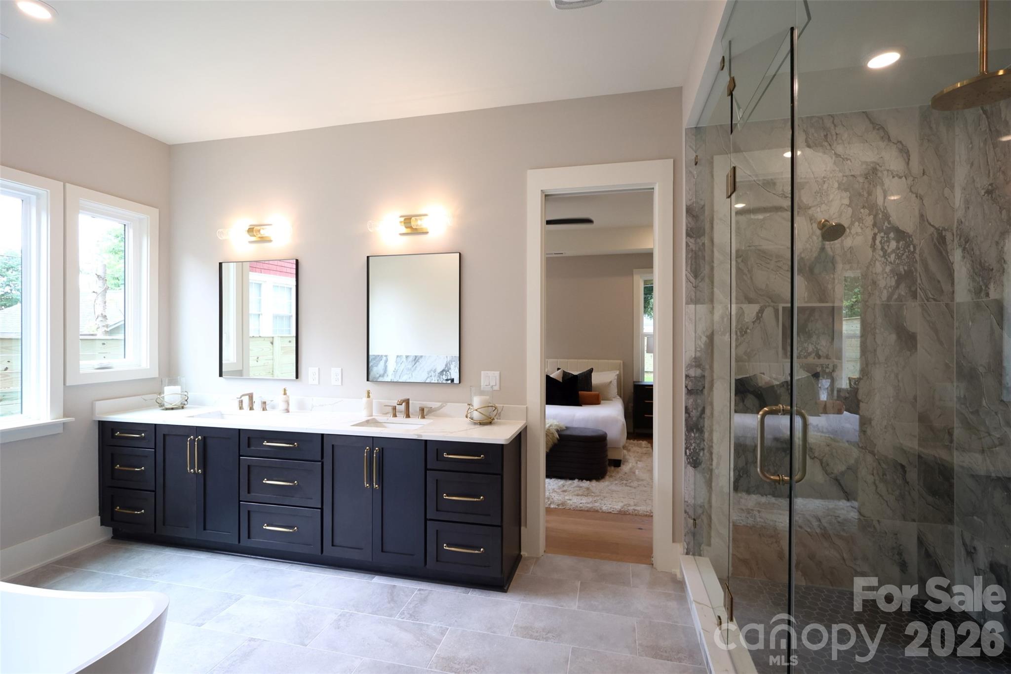 442 Sylvania Avenue — Charlotte