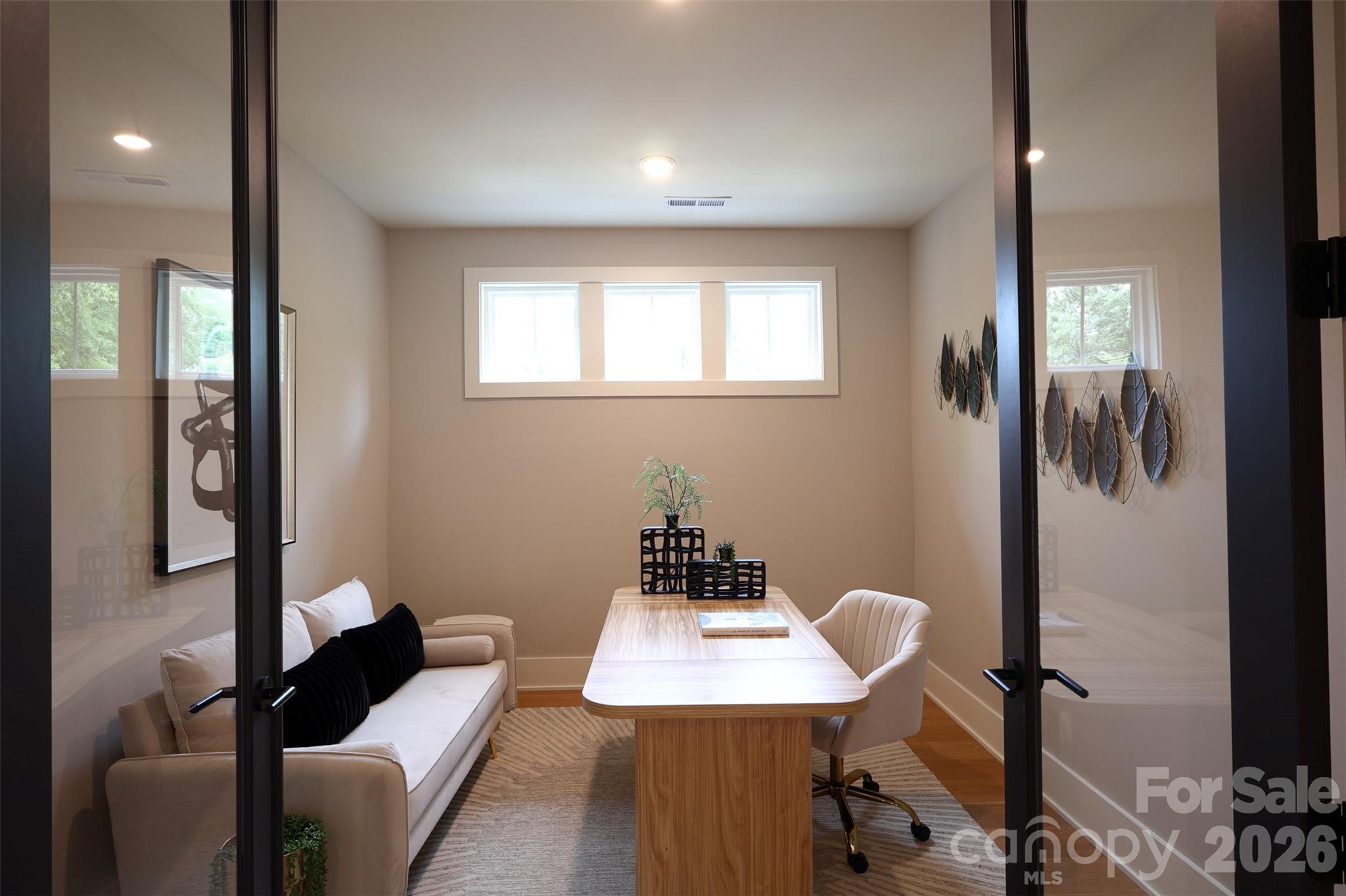 442 Sylvania Avenue — Charlotte
