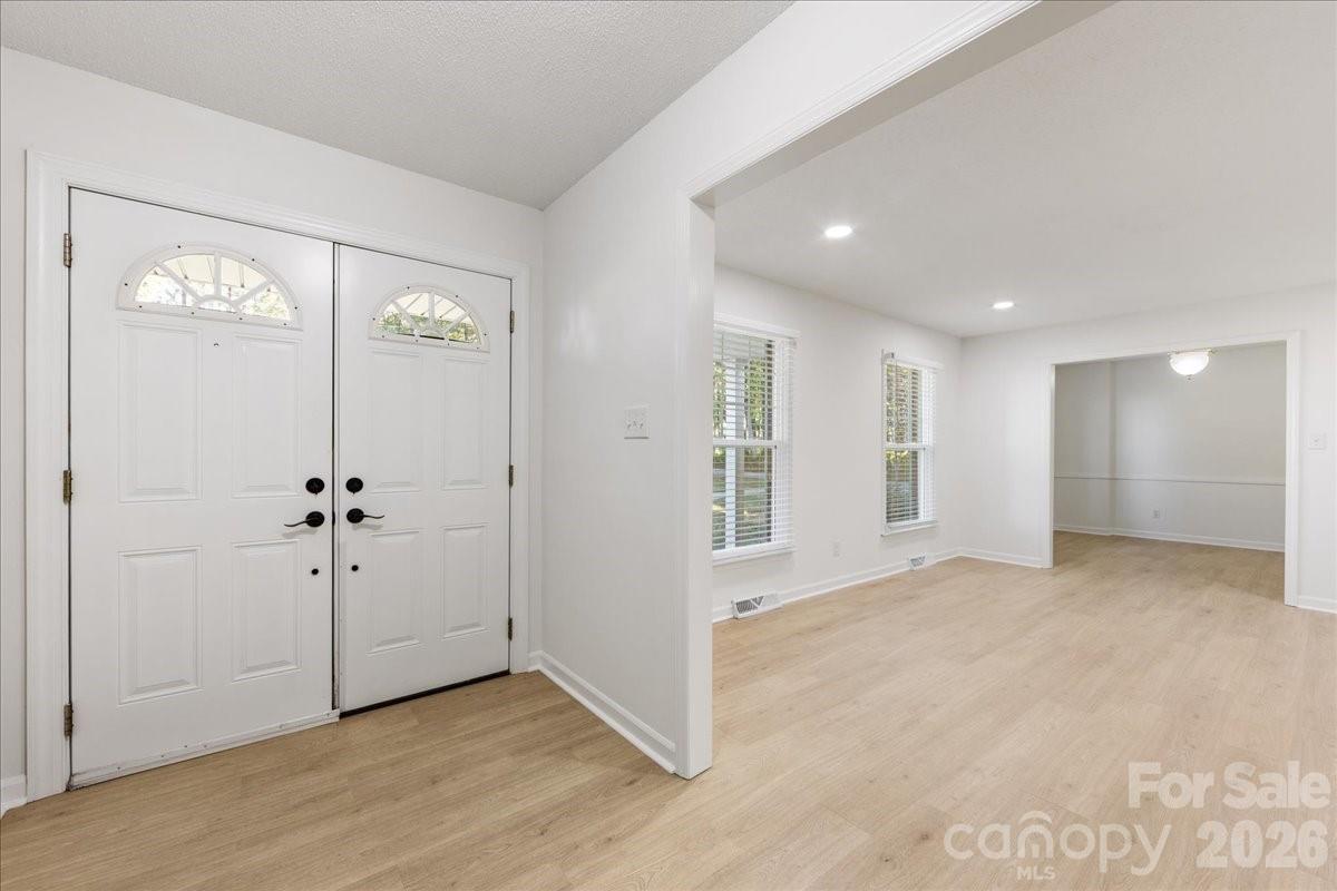 1840 Stoneyridge Drive — Charlotte
