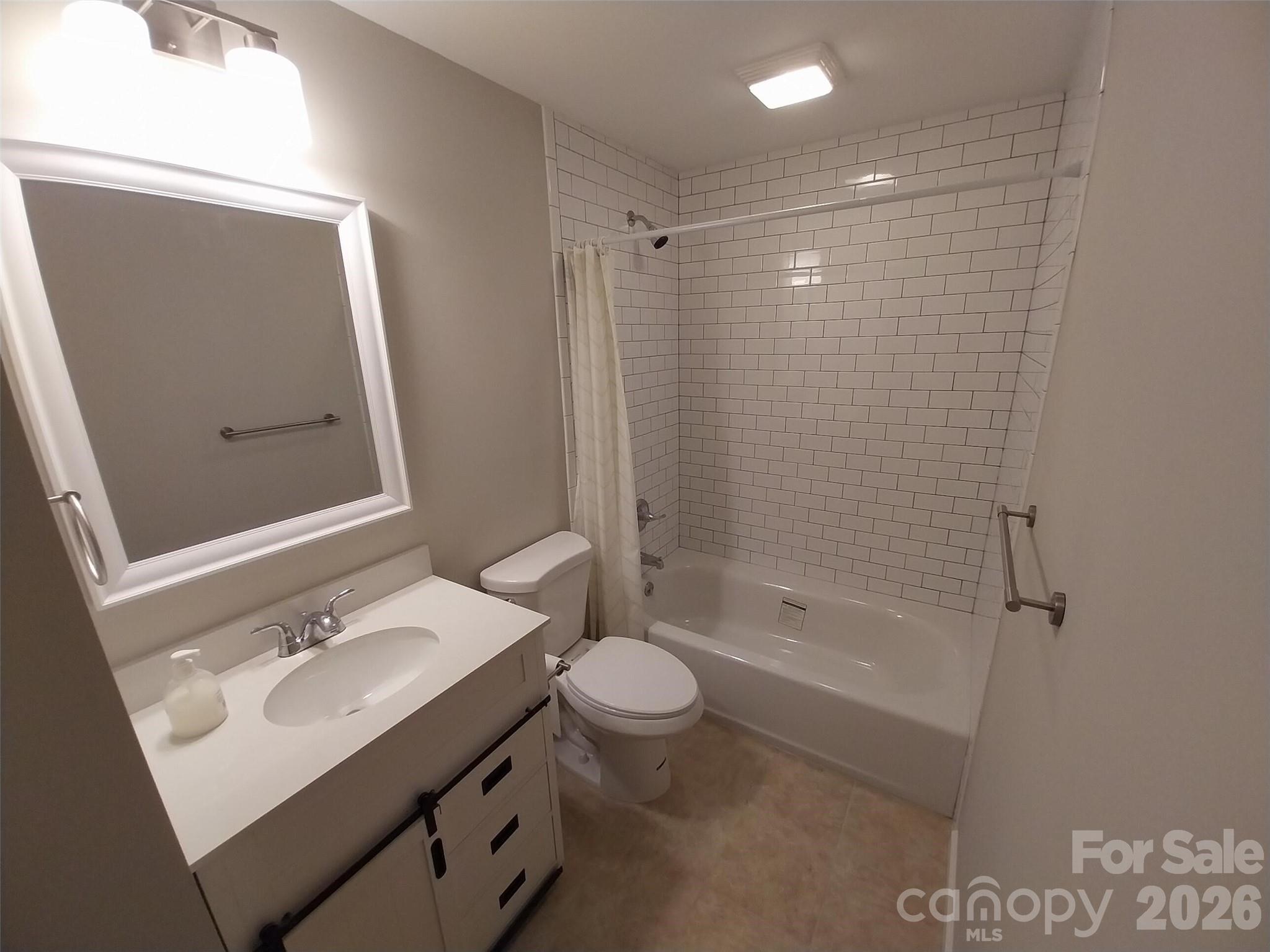 4286 Anderson Mountain Road — Maiden