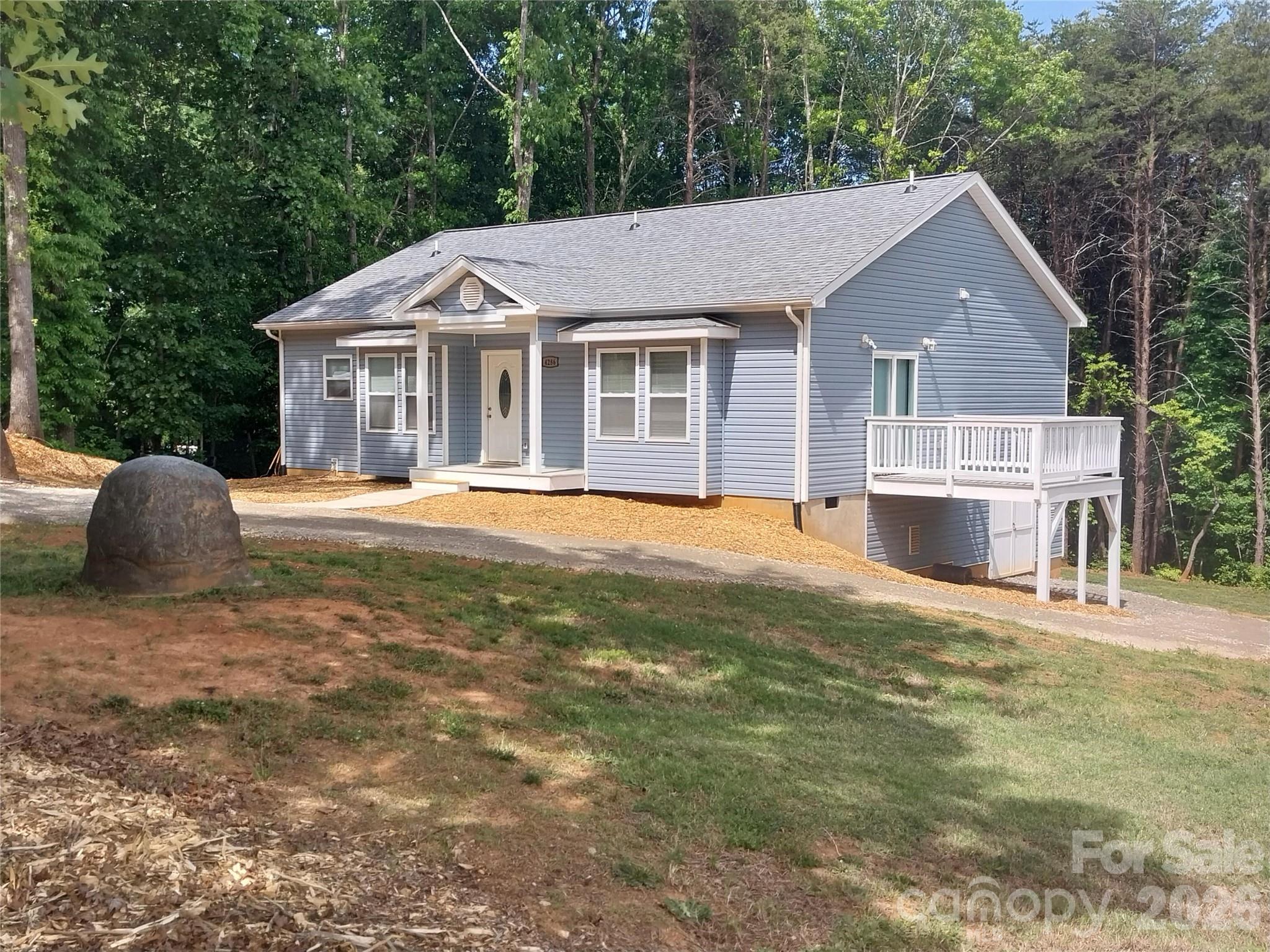 4286 Anderson Mountain Road — Maiden