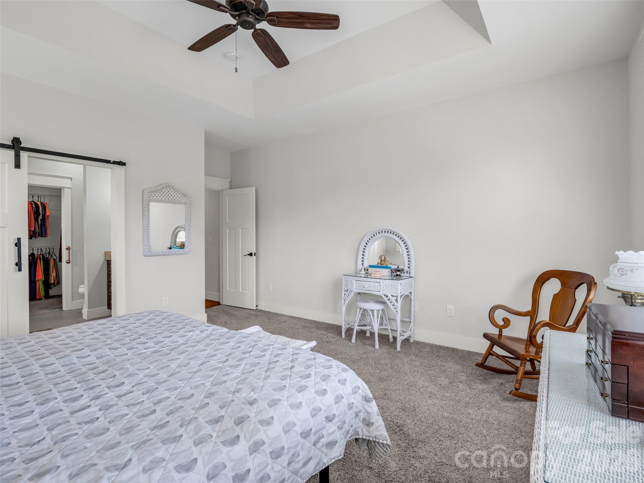27 Spelter Street — Hendersonville