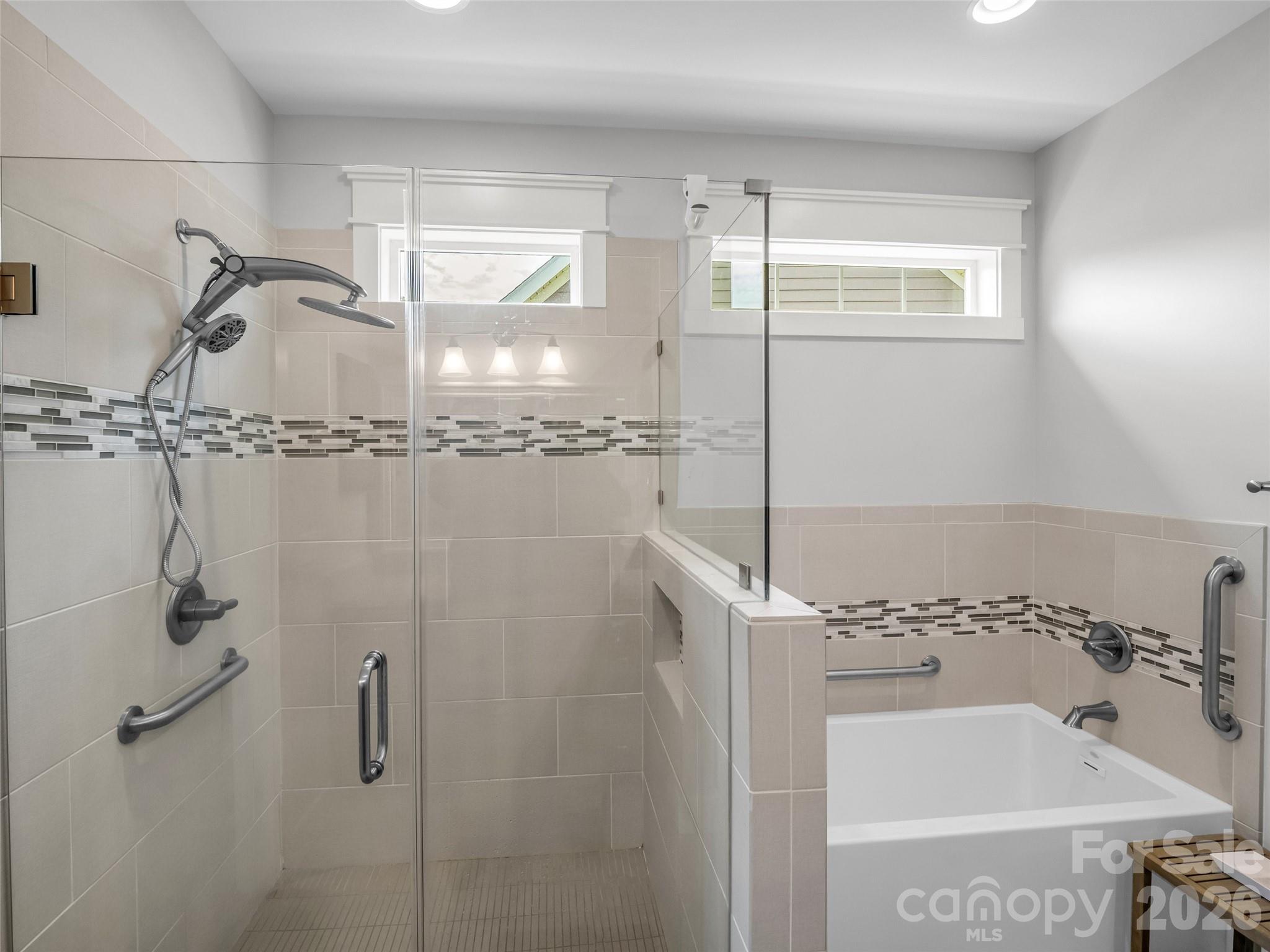 27 Spelter Street — Hendersonville