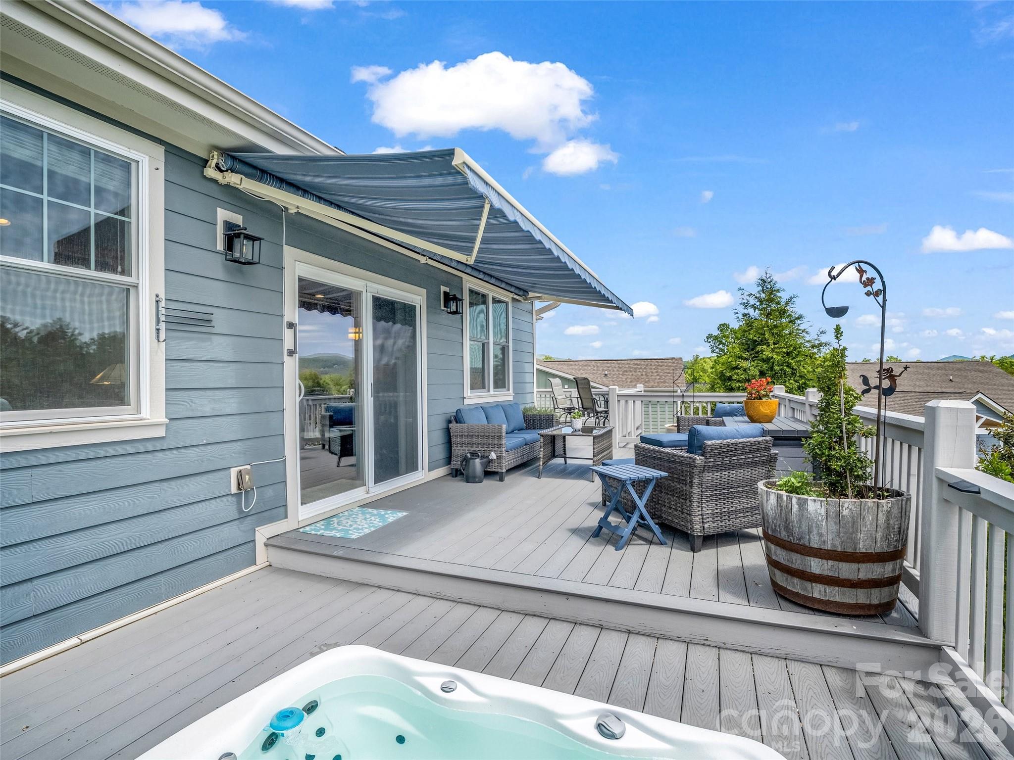27 Spelter Street — Hendersonville