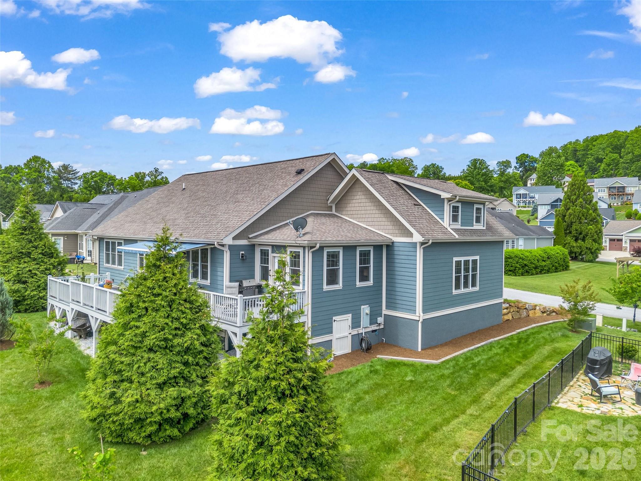 27 Spelter Street — Hendersonville
