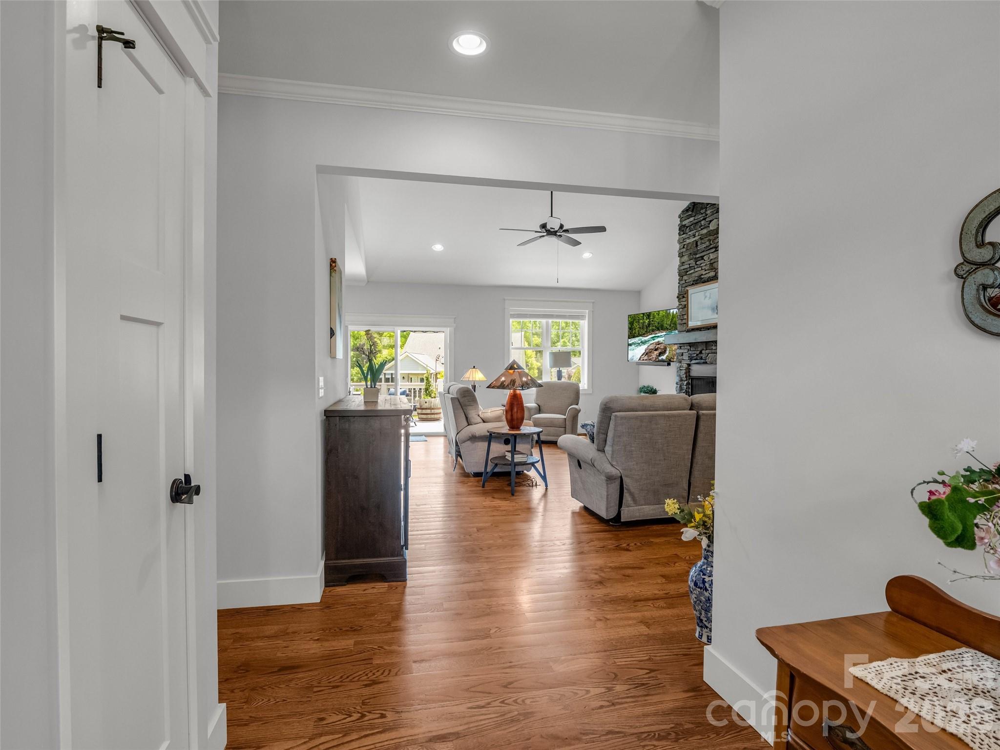27 Spelter Street — Hendersonville