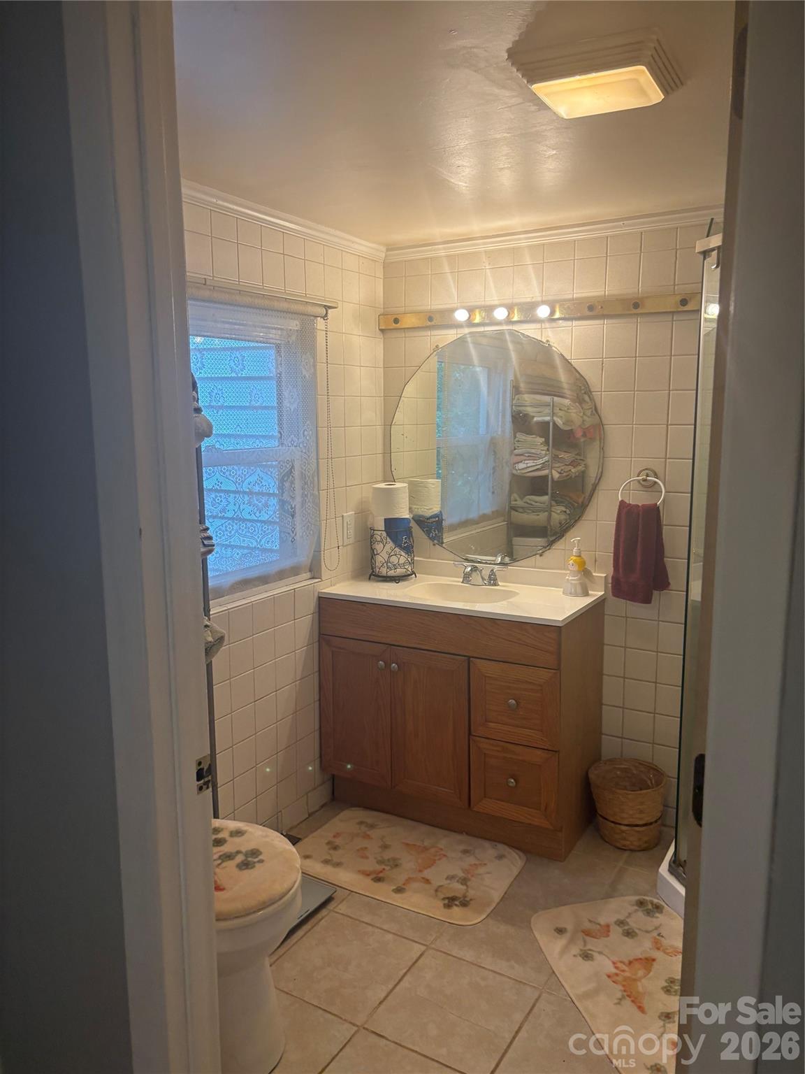 3880 Love Road — Claremont