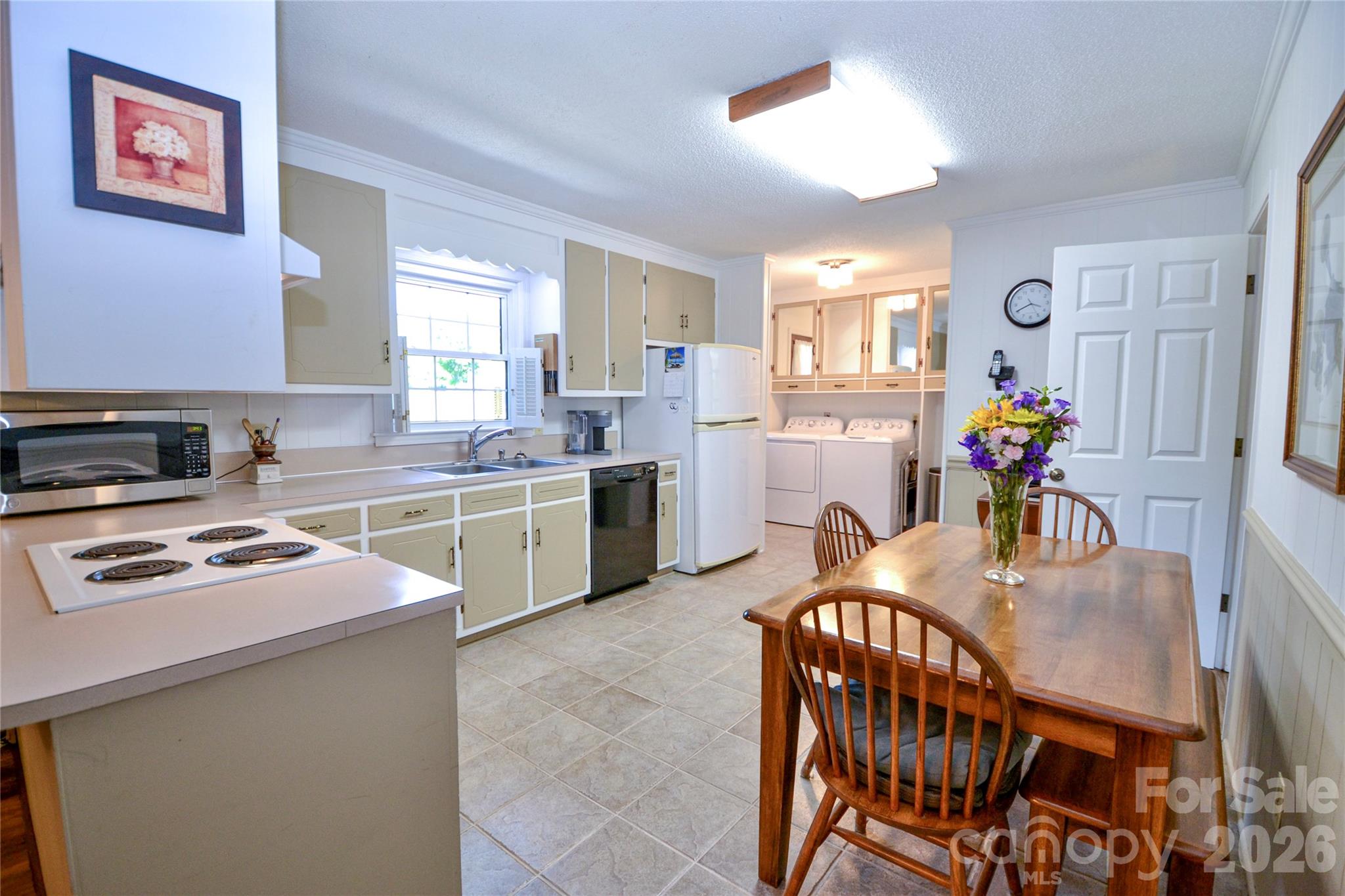 2404 Wedgewood Drive — Salisbury