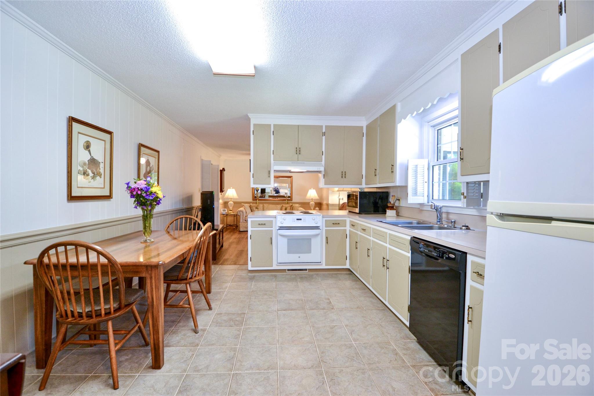 2404 Wedgewood Drive — Salisbury