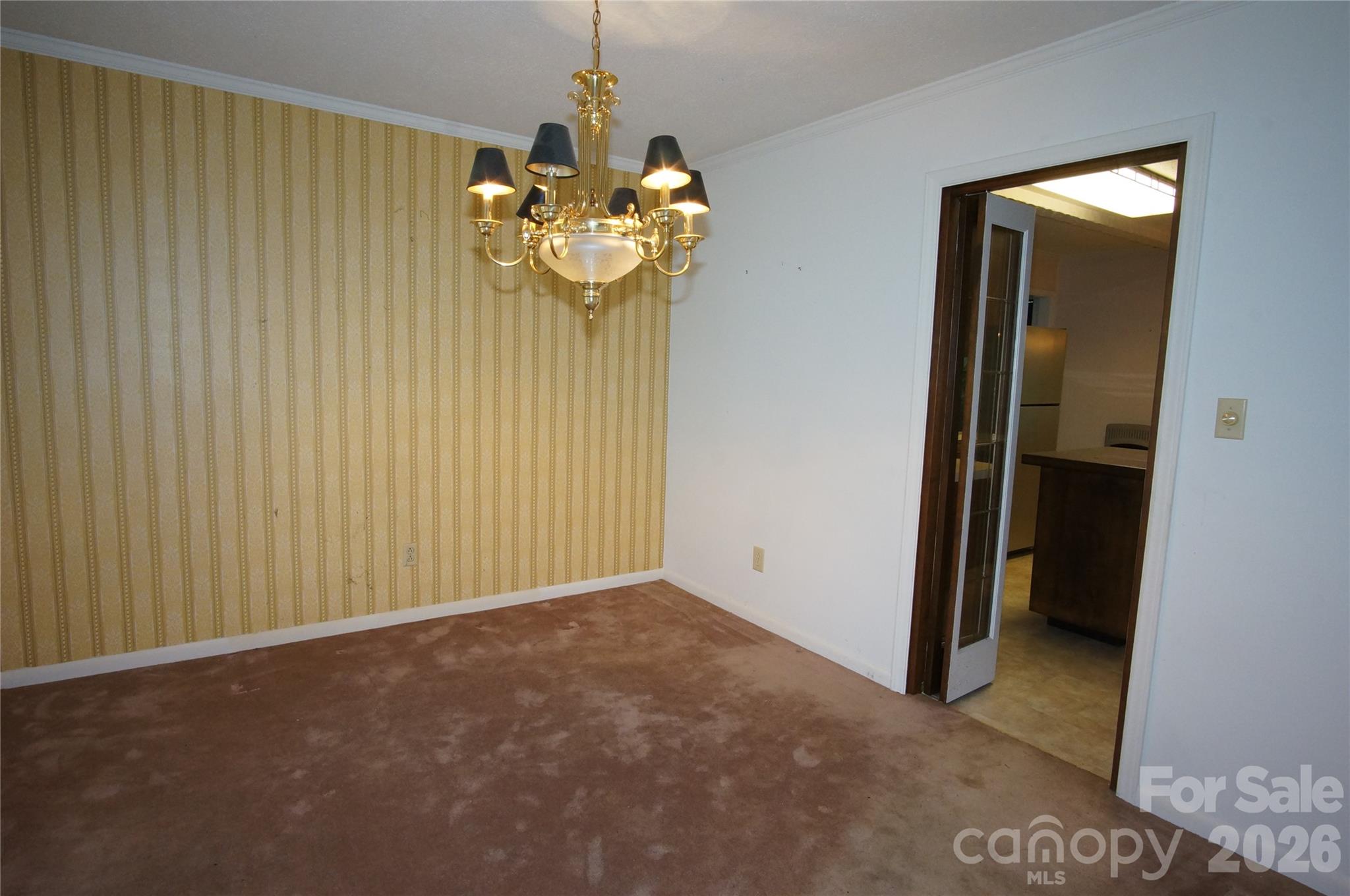 714 Crestmont Drive SE — Concord