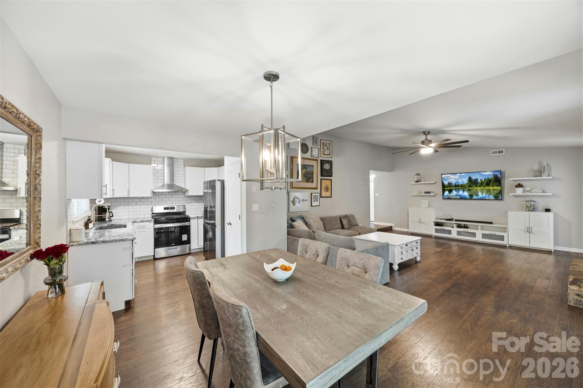 9524 Rainbow Forest Drive — Charlotte