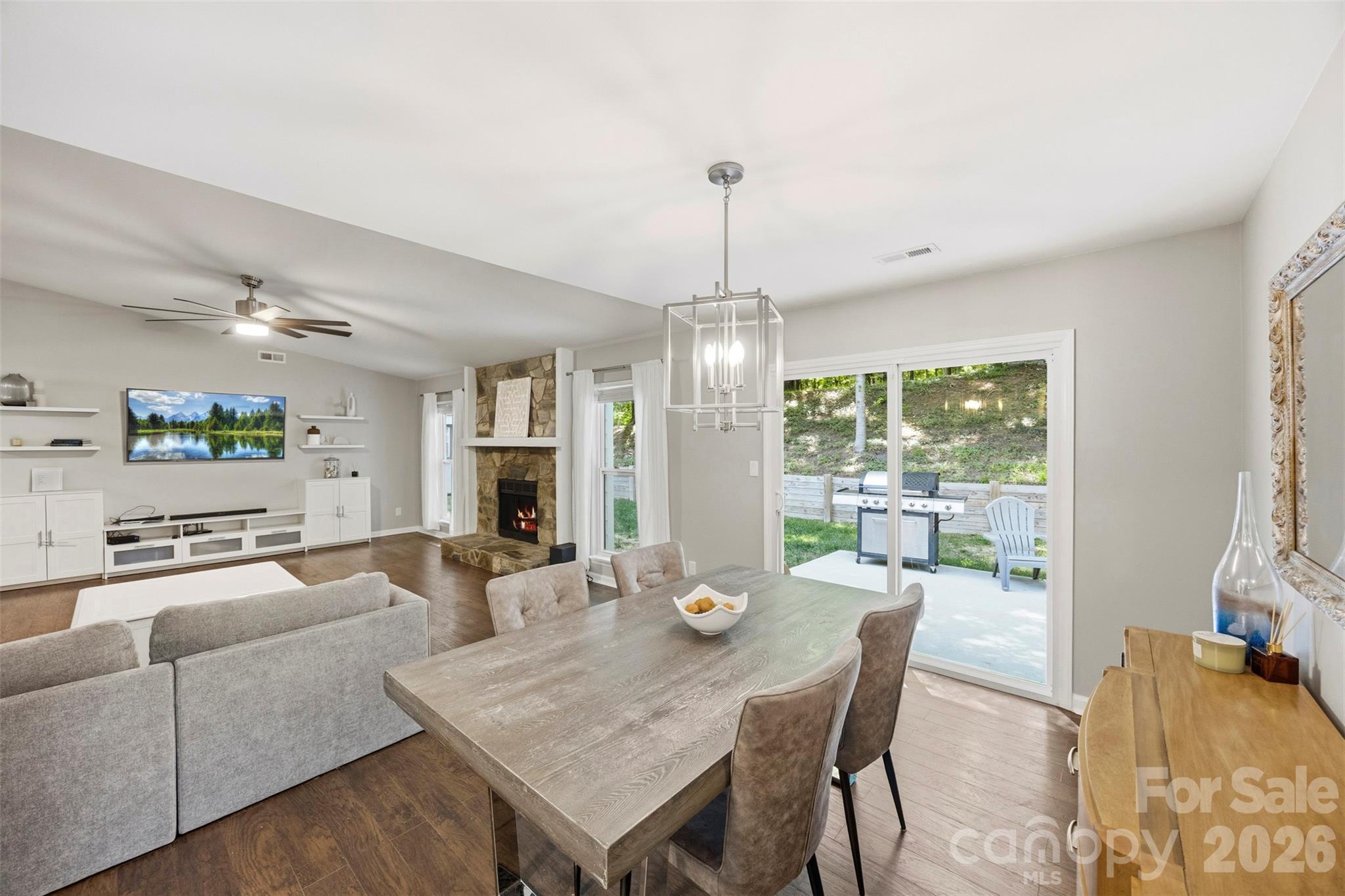 9524 Rainbow Forest Drive — Charlotte