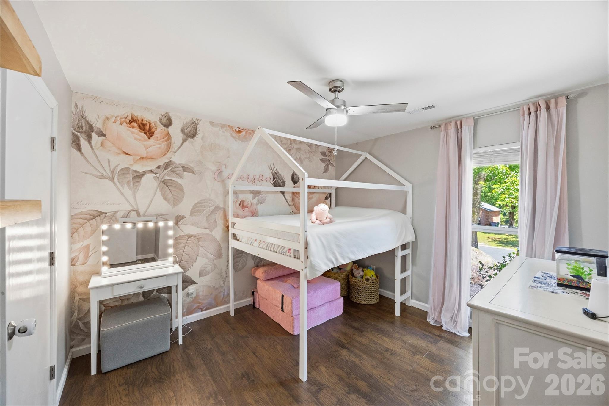 9524 Rainbow Forest Drive — Charlotte