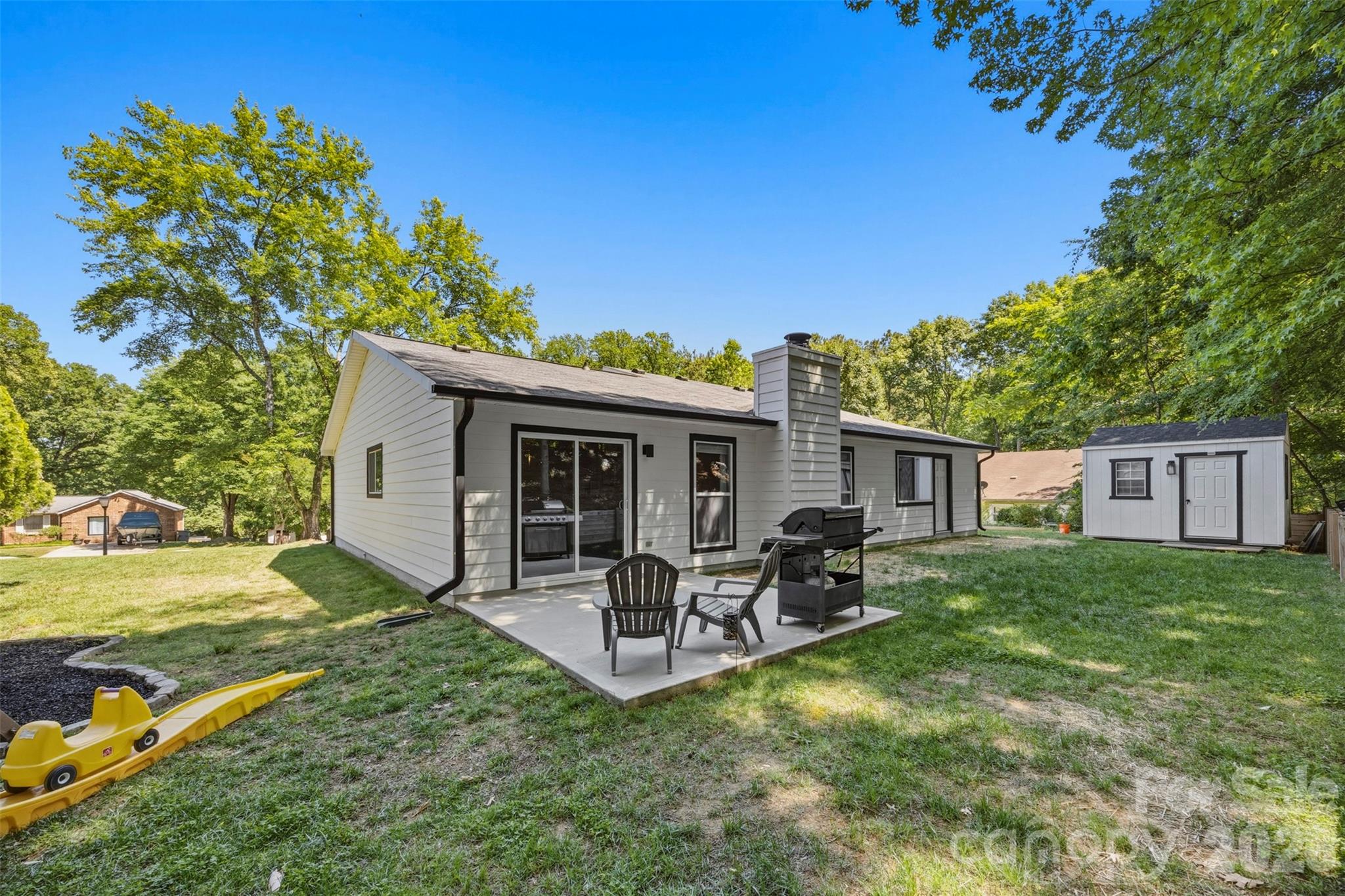 9524 Rainbow Forest Drive — Charlotte