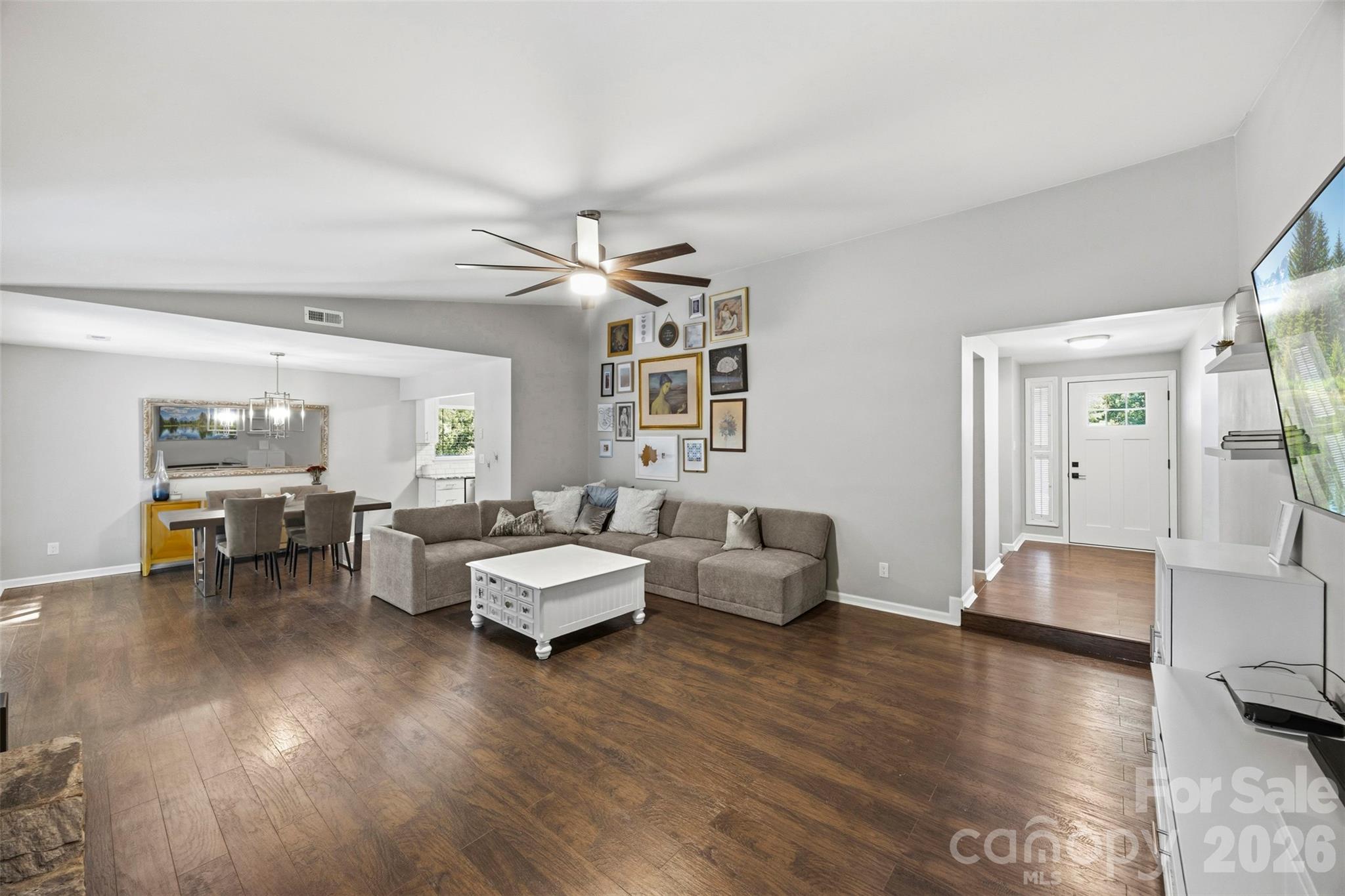 9524 Rainbow Forest Drive — Charlotte