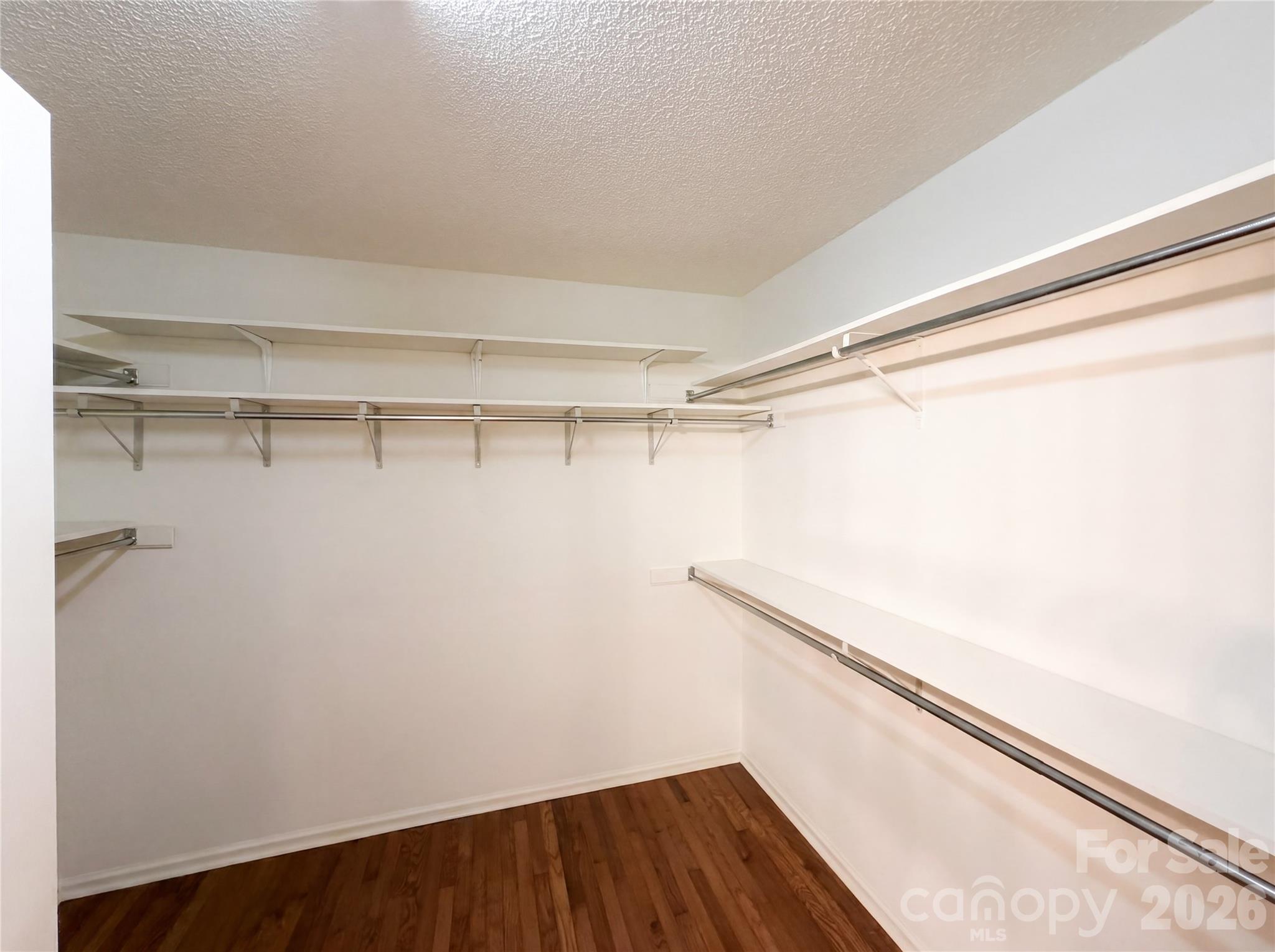 8400 Chestnut Oak Court — Harrisburg