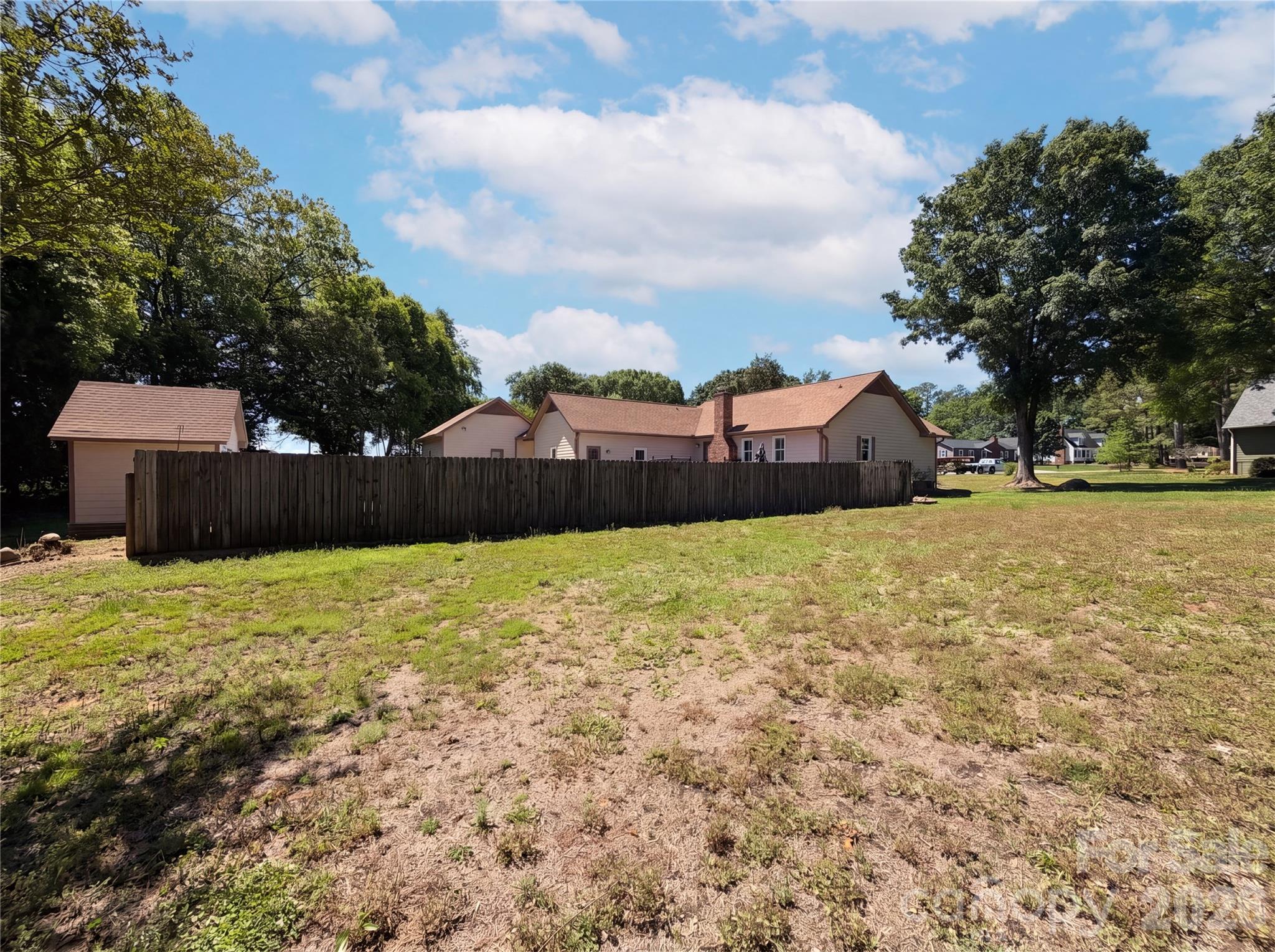 8400 Chestnut Oak Court — Harrisburg