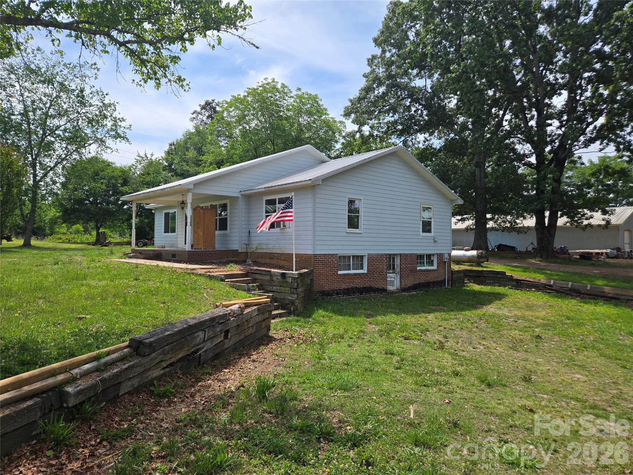 1127 N Mountain Street — Blacksburg