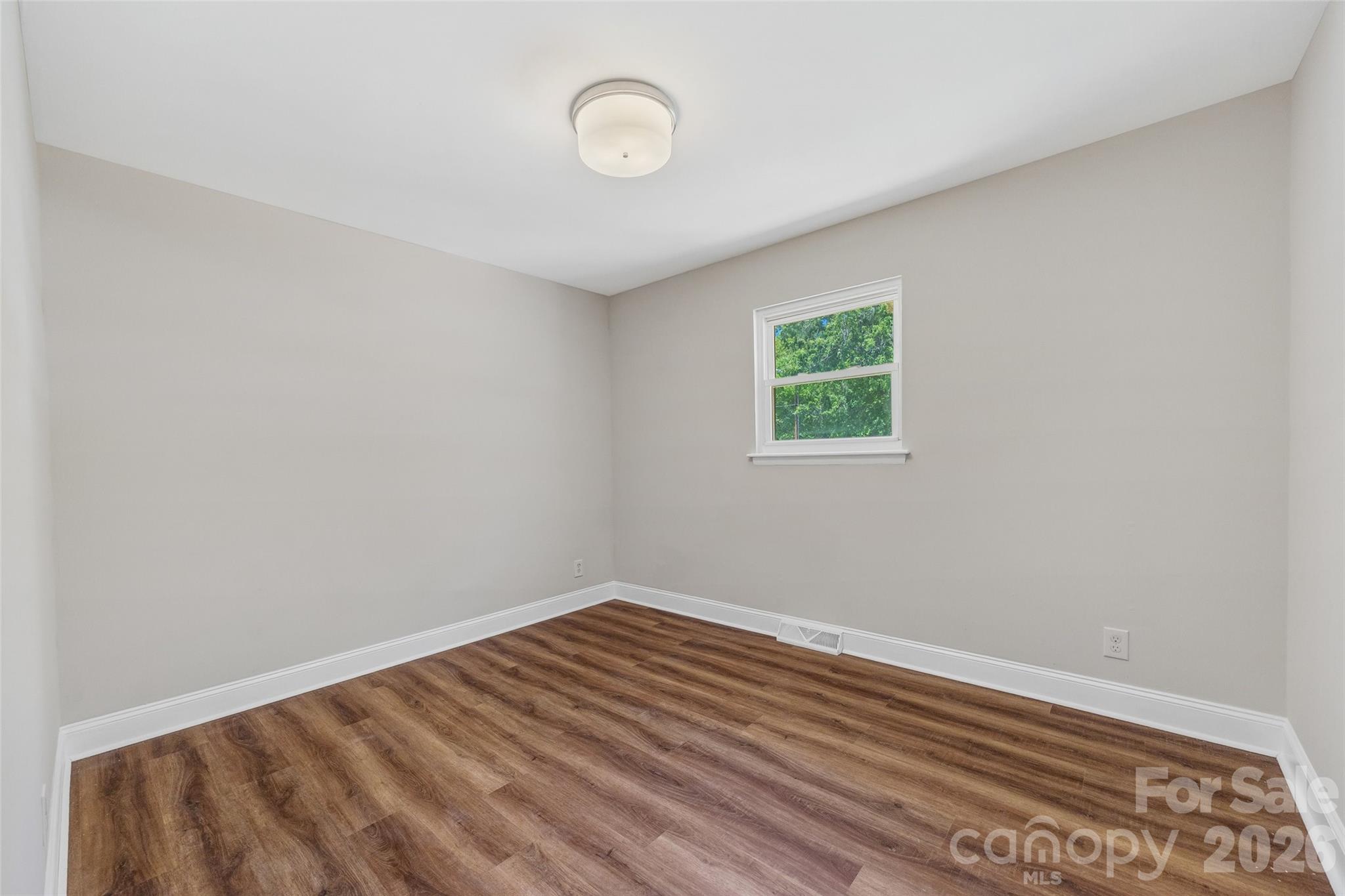 2111 Shalimar Drive — Charlotte