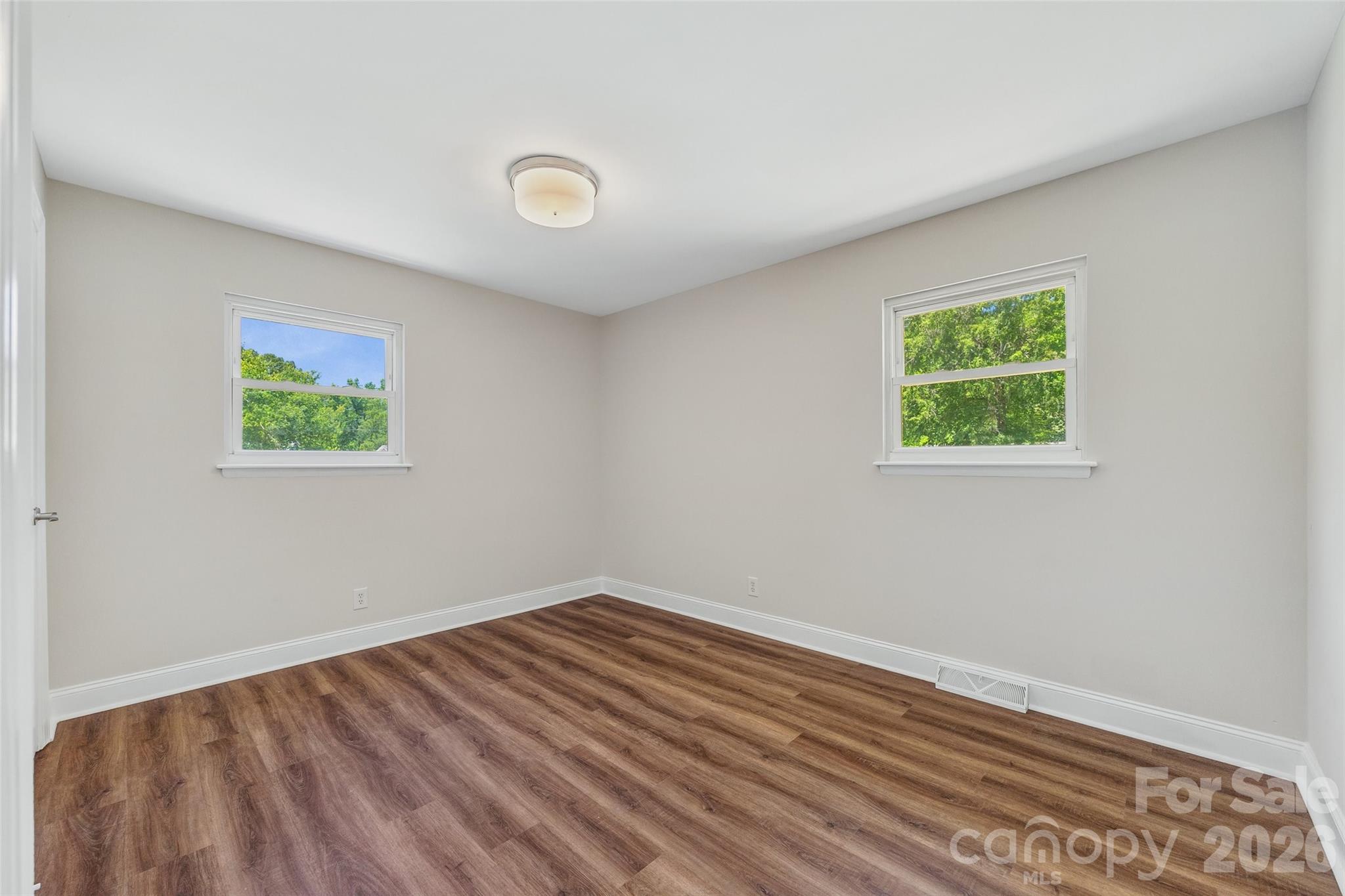 2111 Shalimar Drive — Charlotte