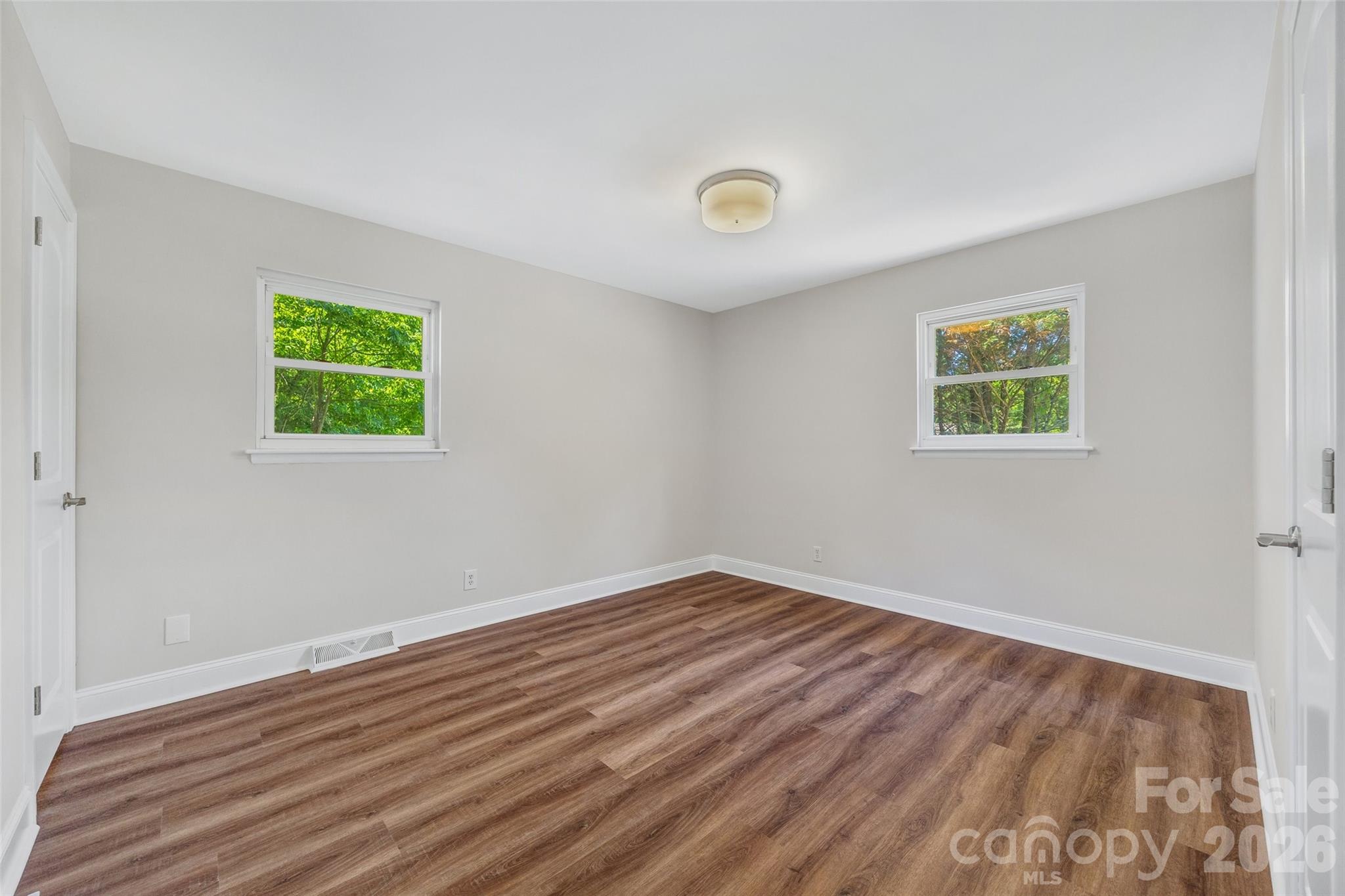 2111 Shalimar Drive — Charlotte