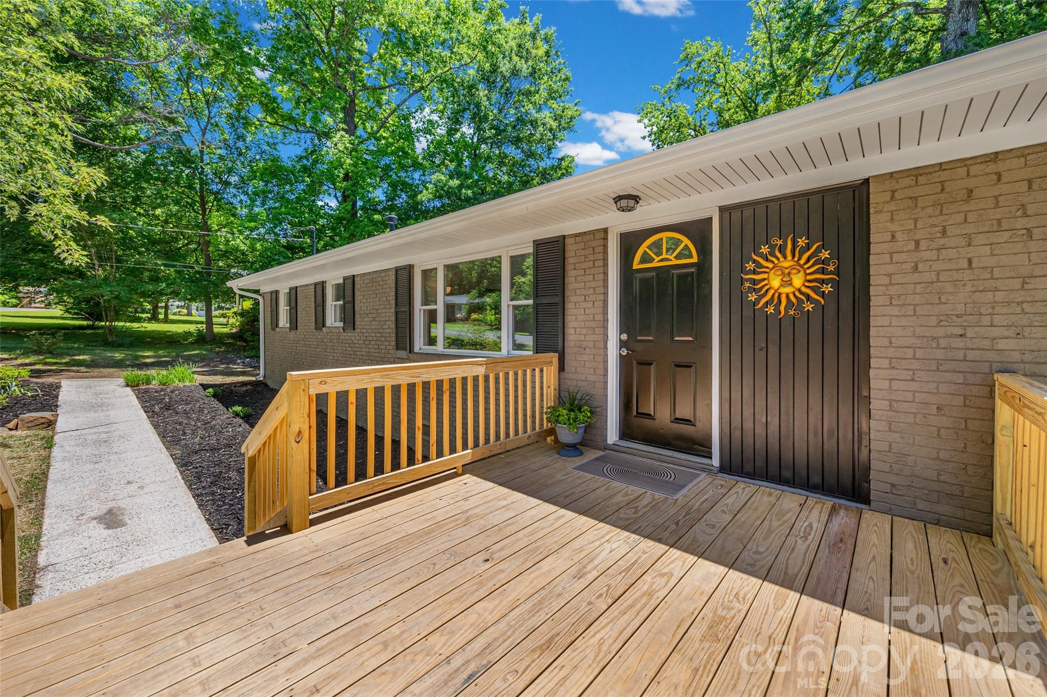 2111 Shalimar Drive — Charlotte