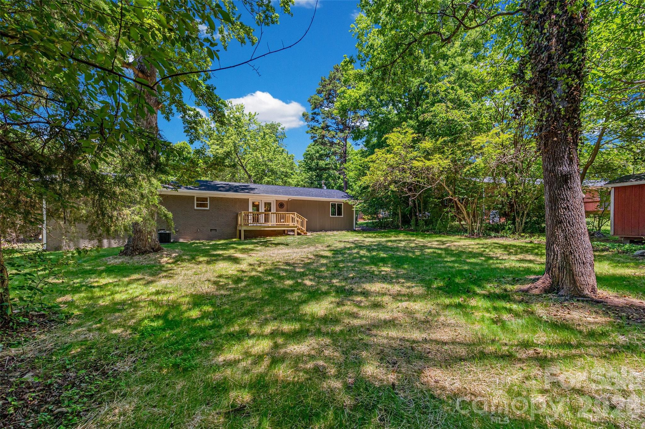 2111 Shalimar Drive — Charlotte
