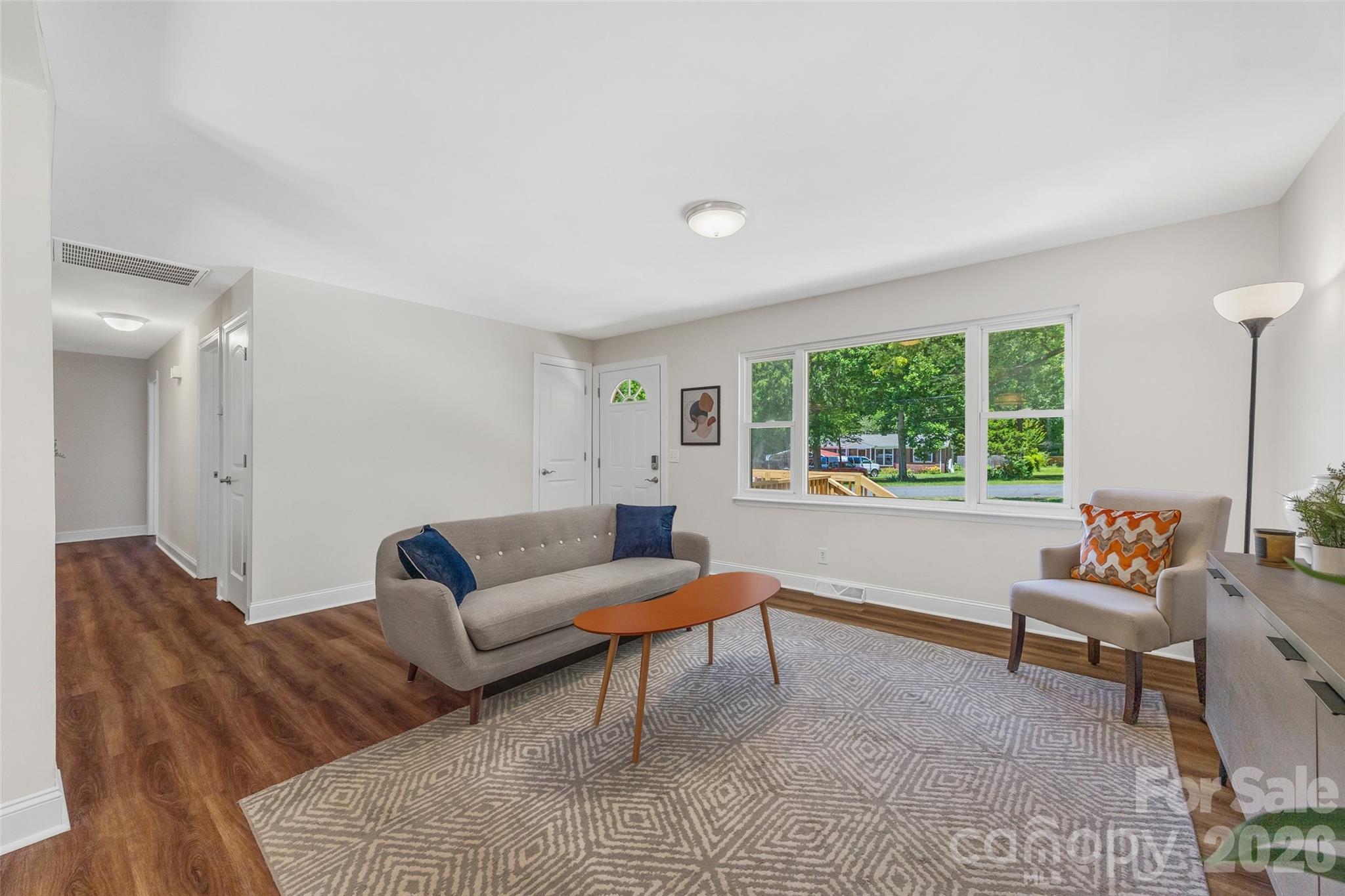 2111 Shalimar Drive — Charlotte
