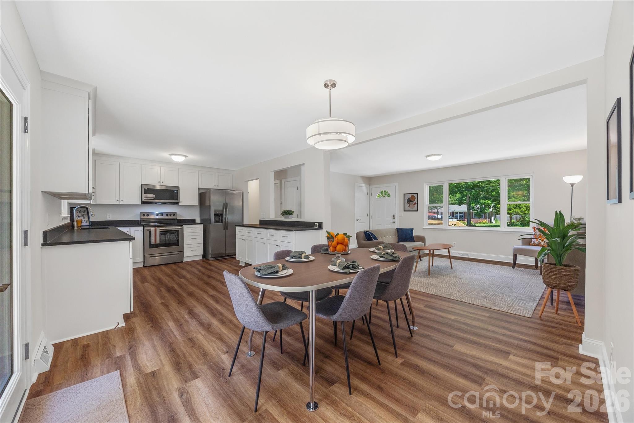 2111 Shalimar Drive — Charlotte