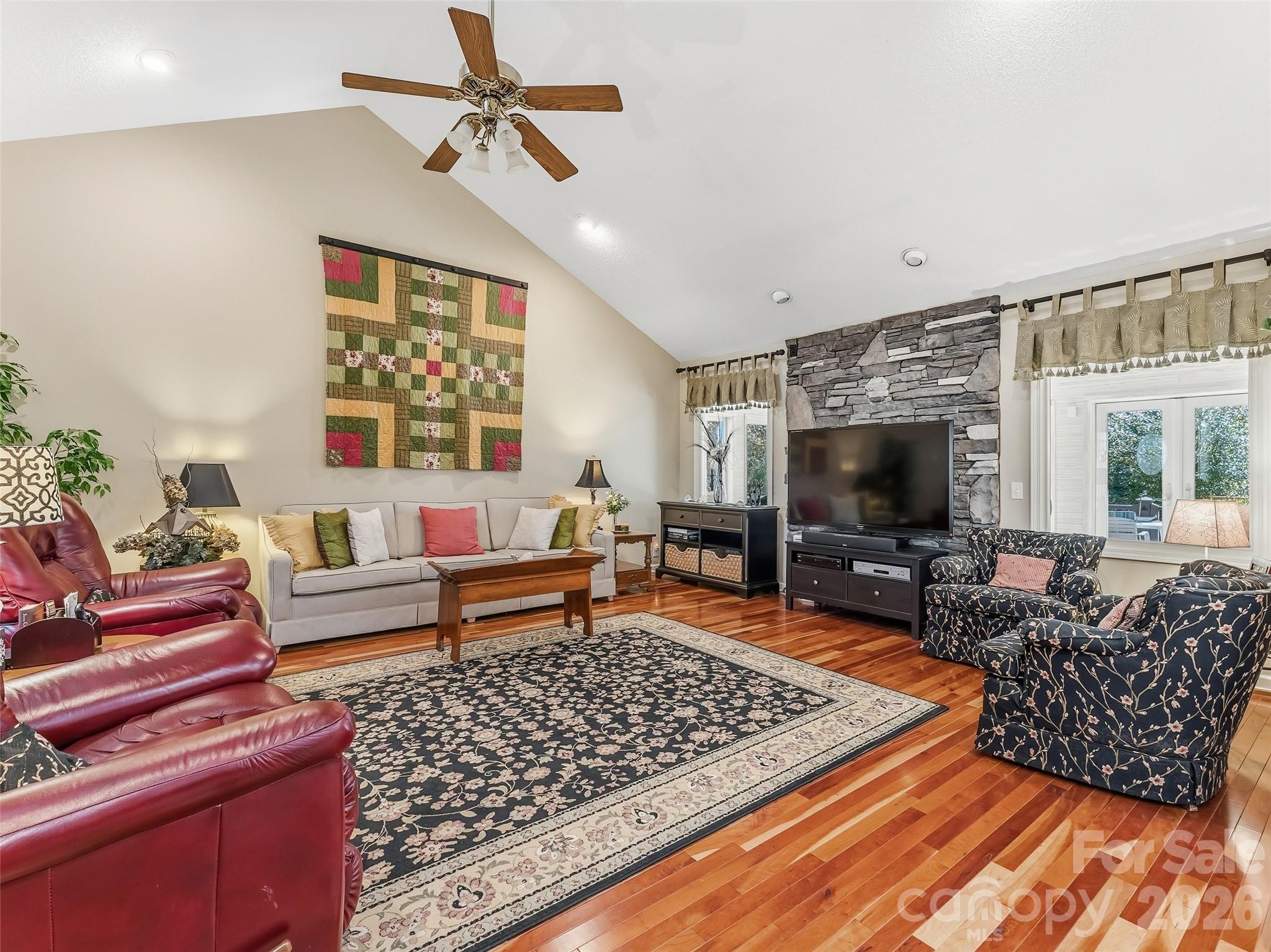 1340 Macedonia Road — Saluda