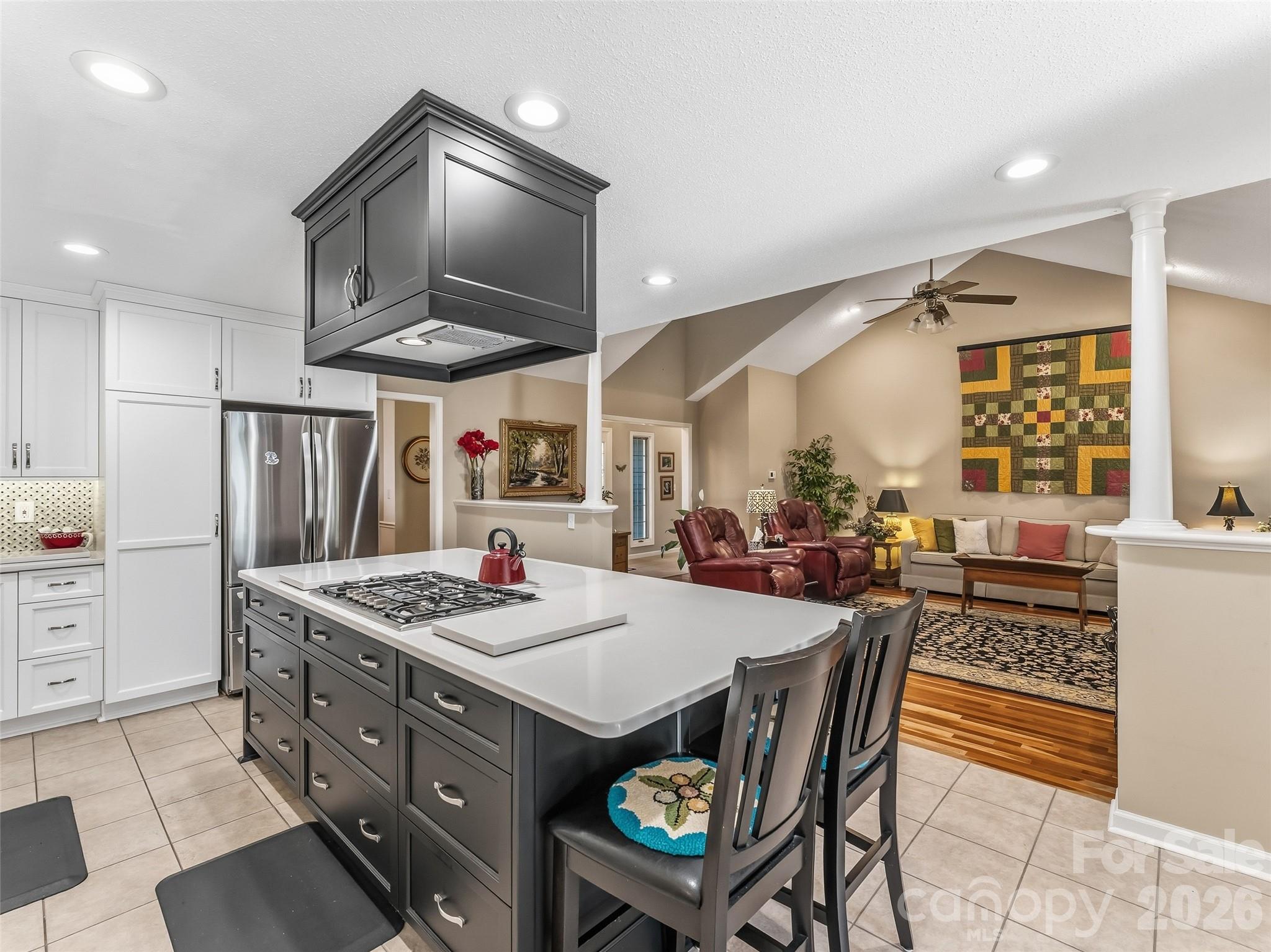 1340 Macedonia Road — Saluda