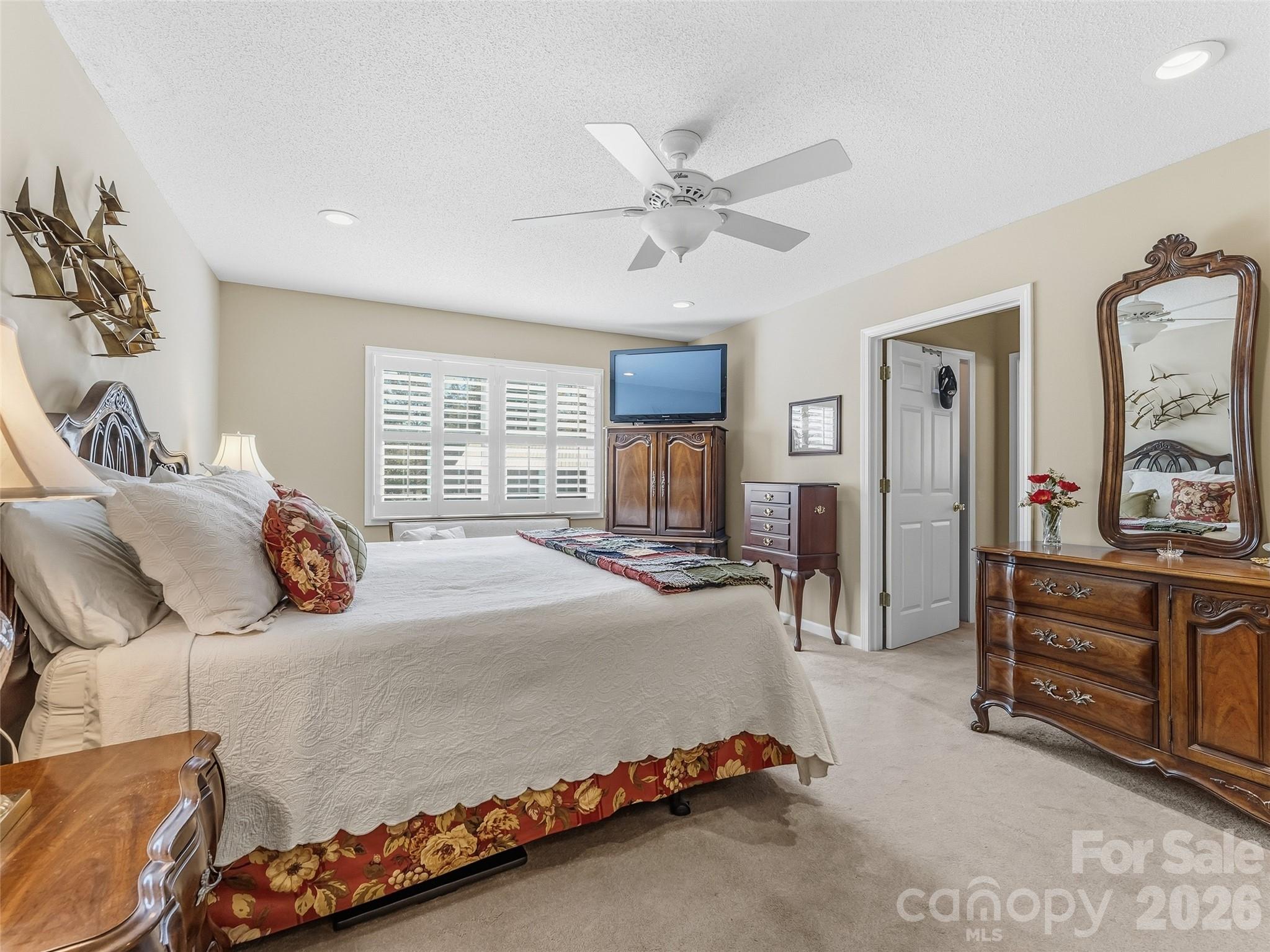 1340 Macedonia Road — Saluda