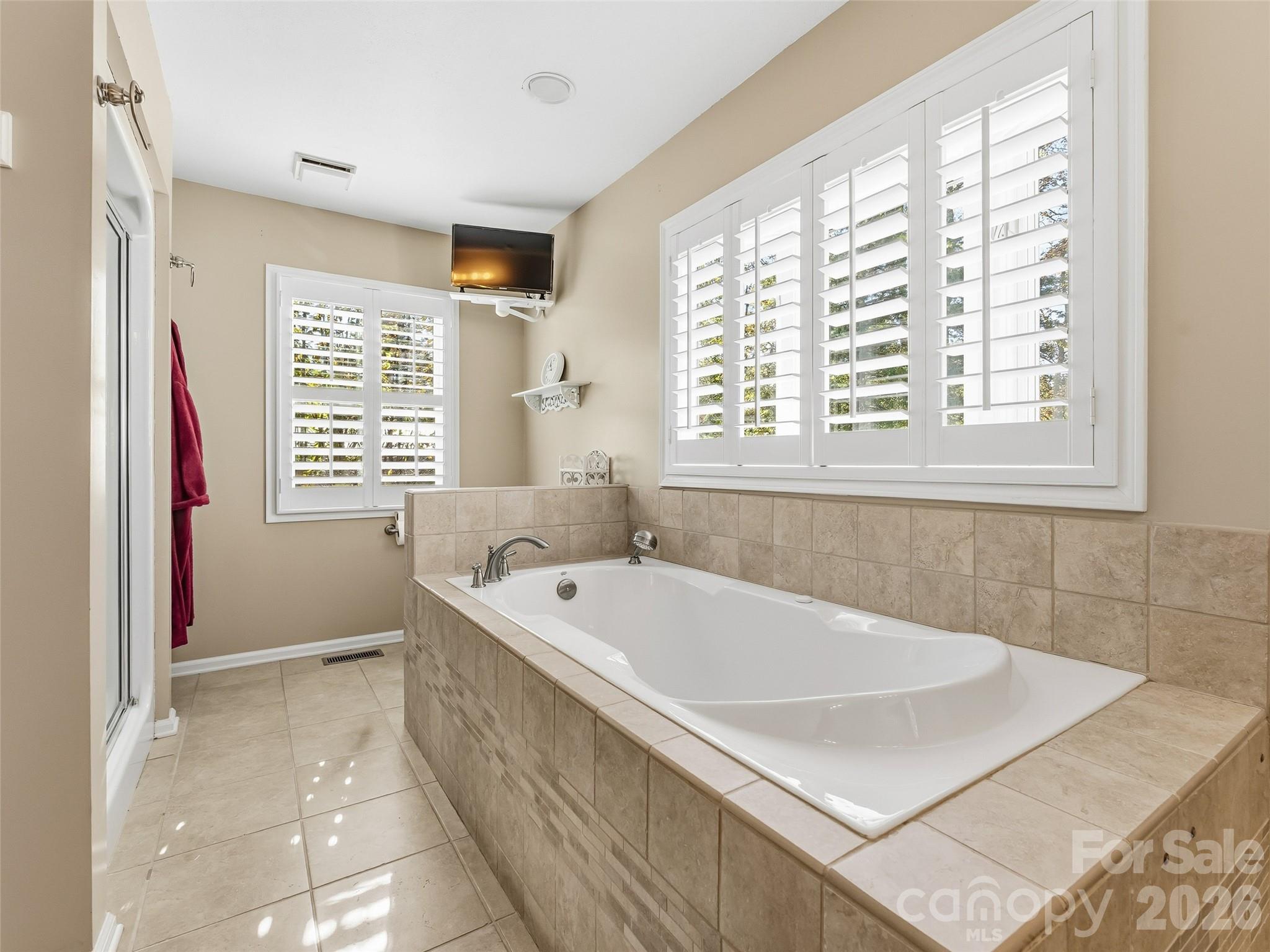 1340 Macedonia Road — Saluda