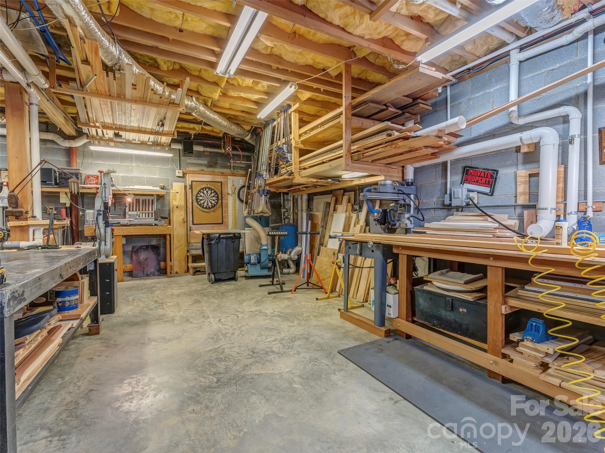 1340 Macedonia Road — Saluda