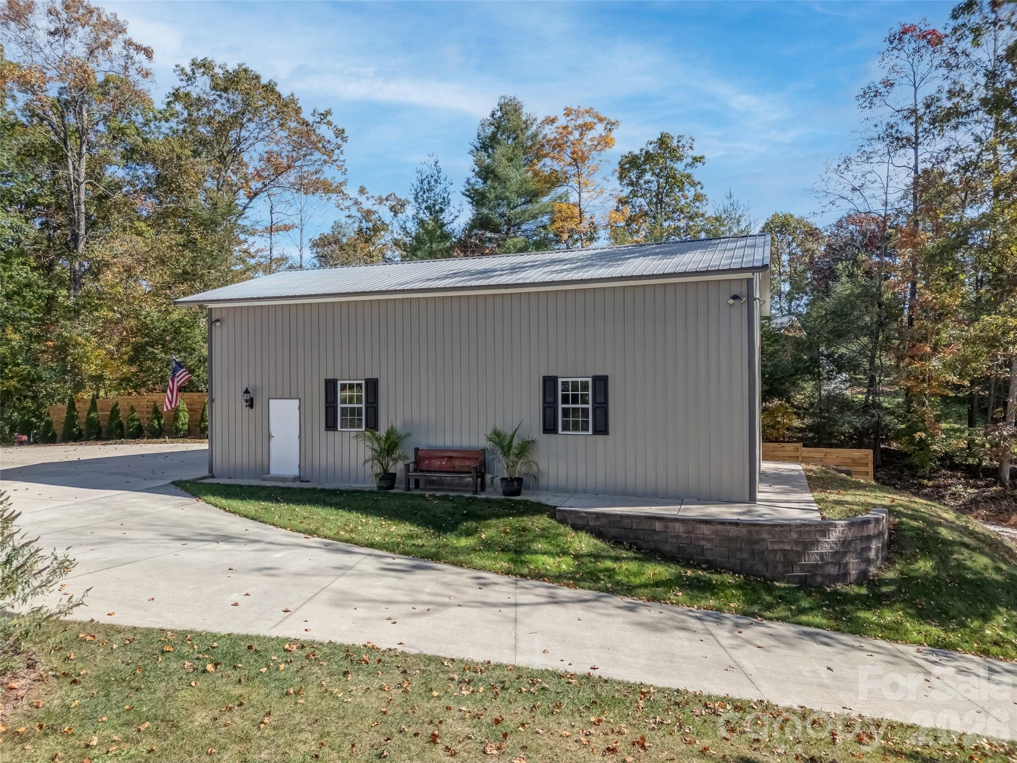 1340 Macedonia Road — Saluda