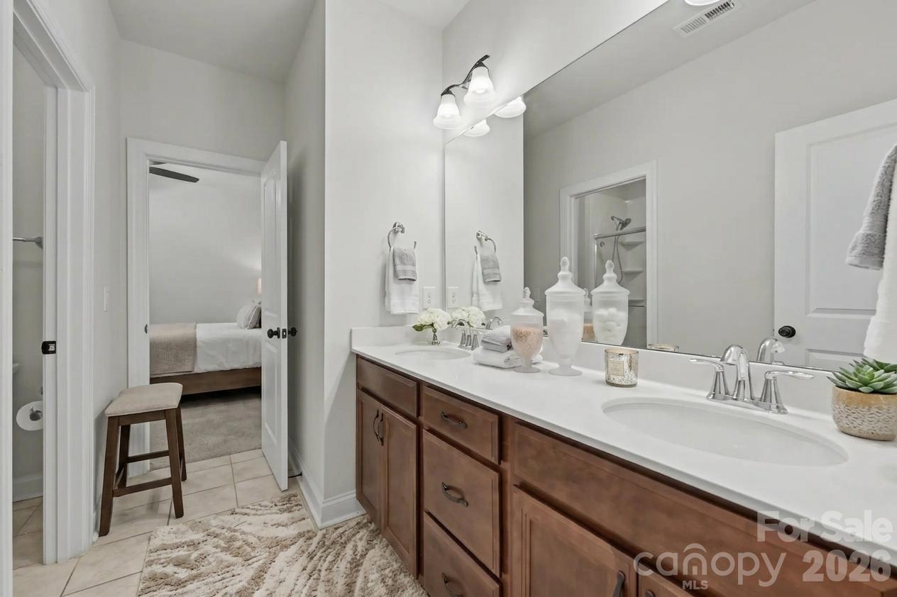 17306 Saranita Lane — Charlotte