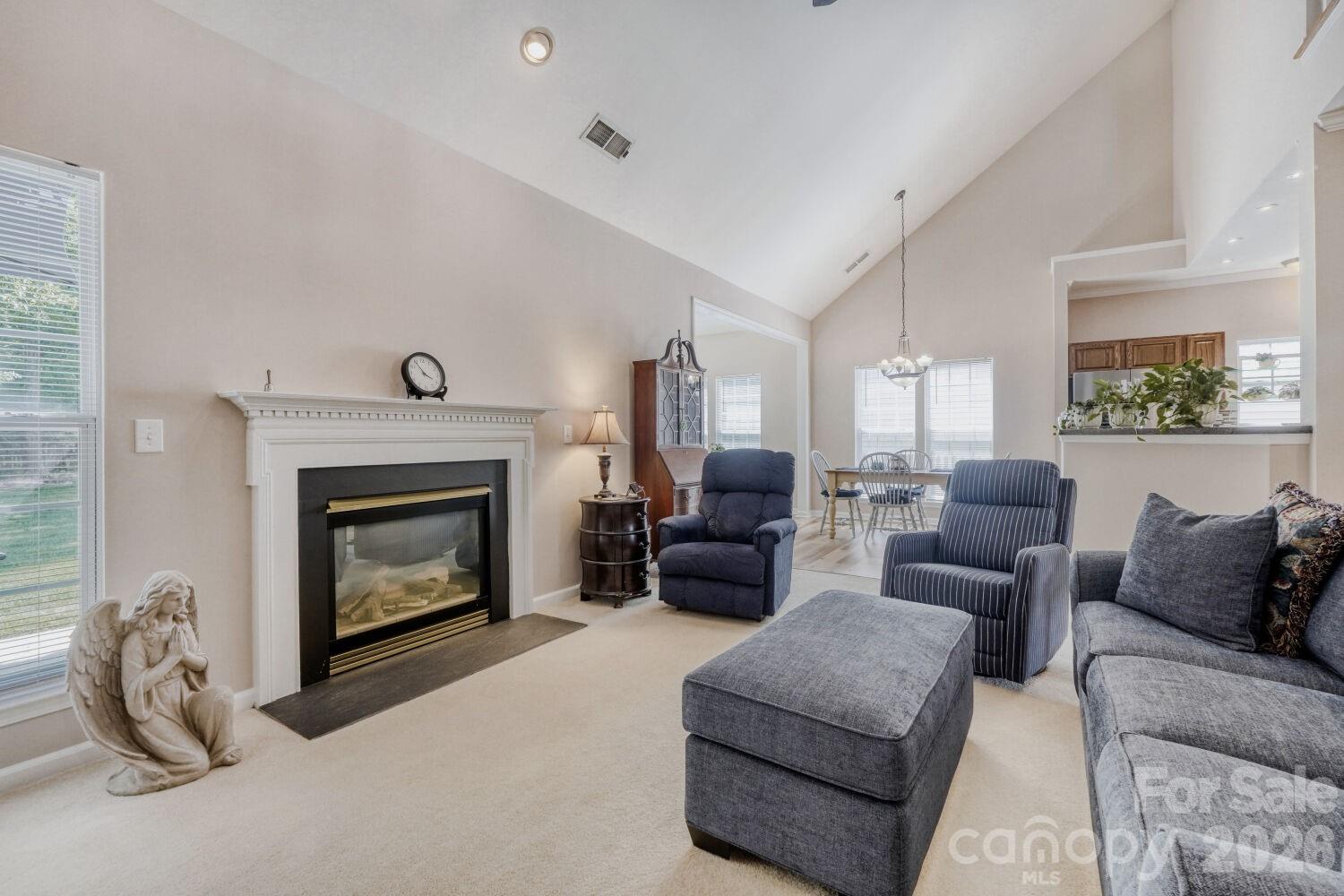 11718 Planters Estates Drive — Charlotte